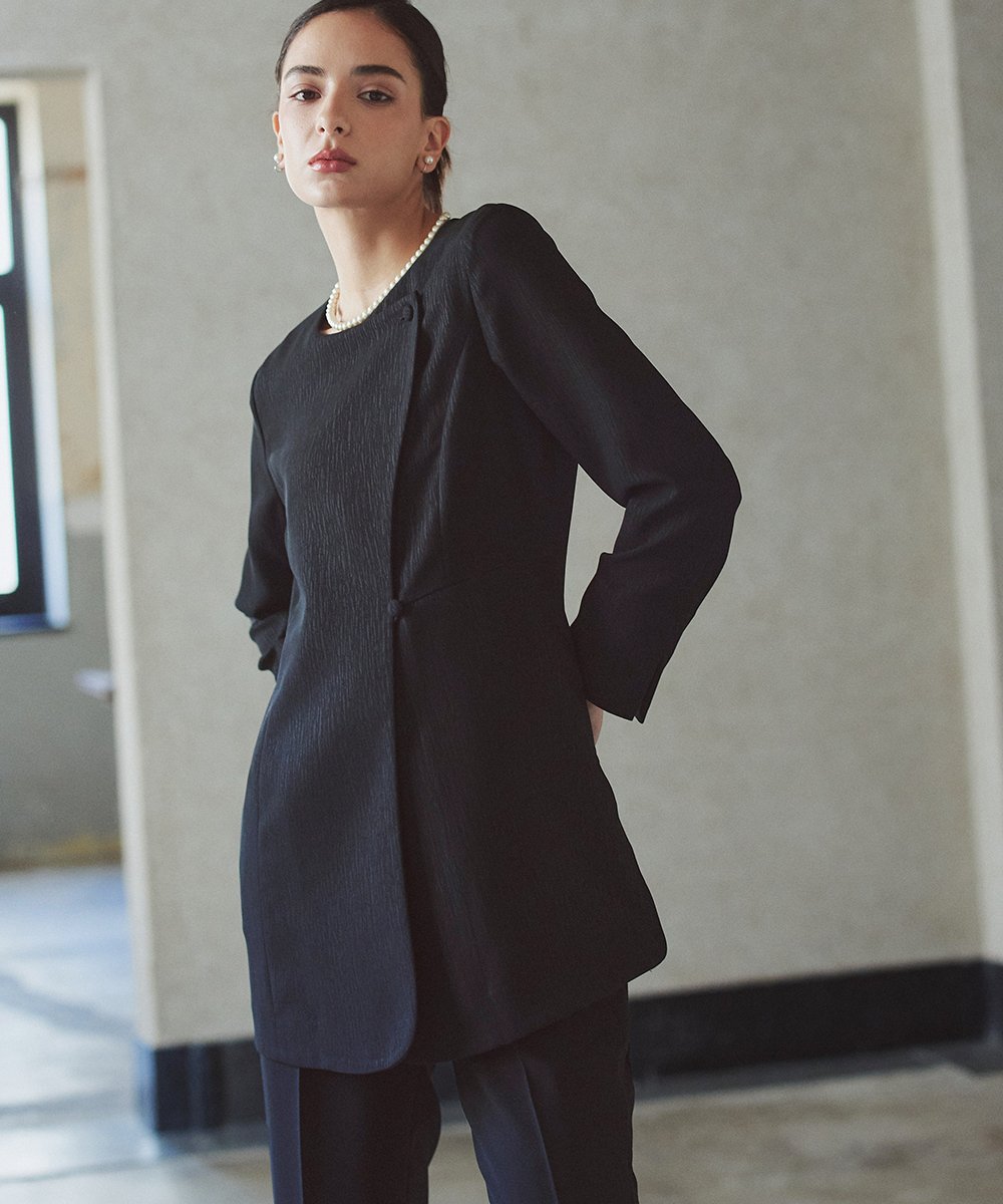 Long-Sleeved - Callarus 【喪服・礼服】洗える防しわ楊柳柄エンボス加工アシメデザインジャケットパンツスーツ カラルス スーツ・フォーマル セットアップスーツ【送料無料】