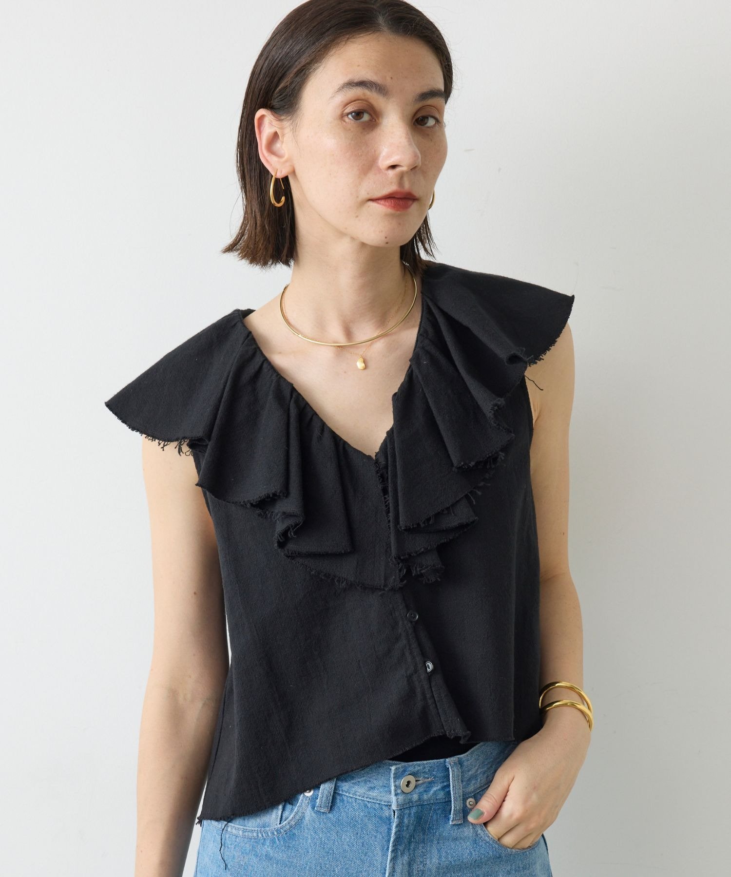 【SALE／20%OFF】GALLARDAGALANTE コットンラッフルブラウス ガリャルダガランテ トップス シャツ・ブラウス ブラック ホワイト【送料無料】 stylife-15724986 Rakuten Fashion サンプル画像3