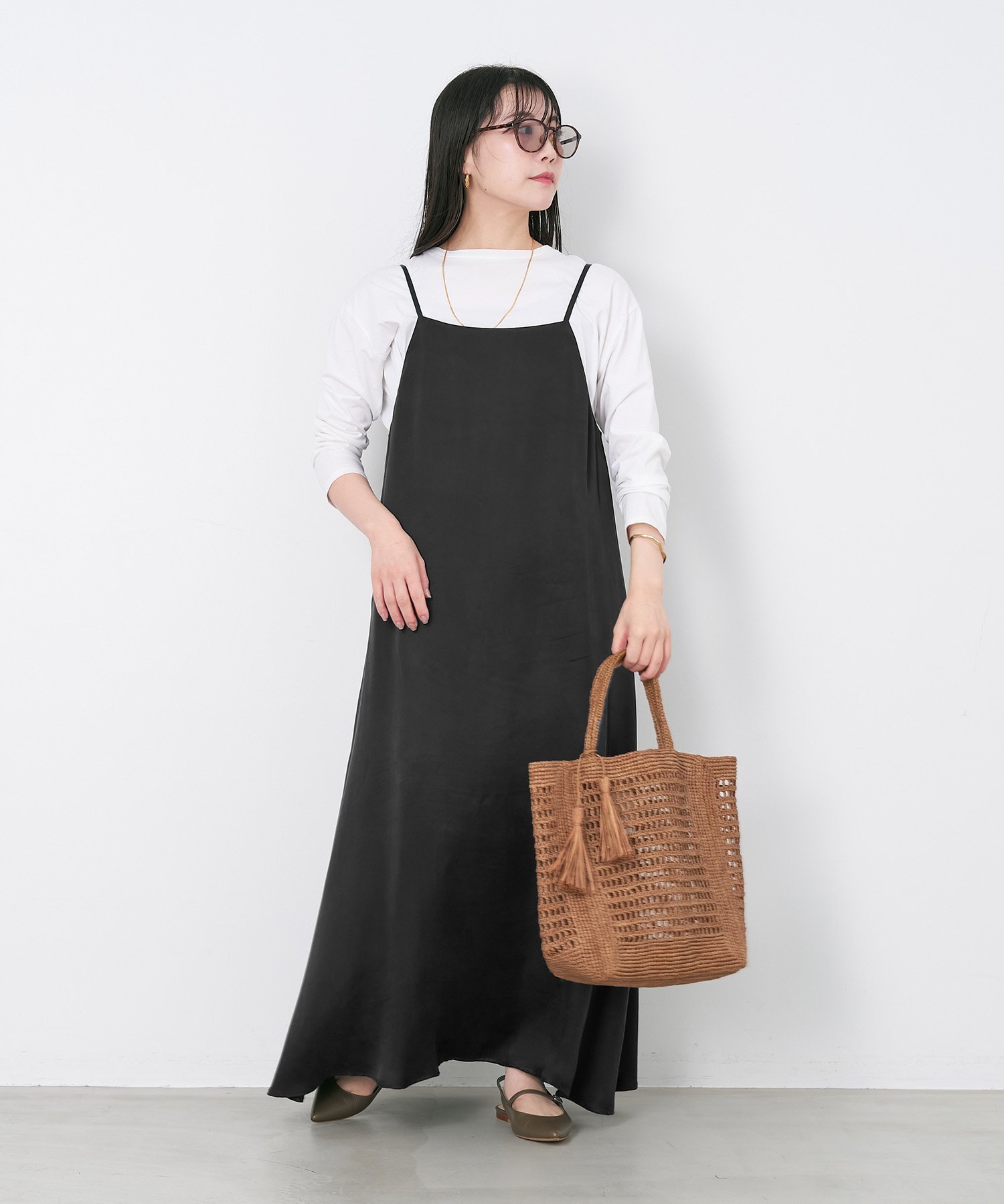 【SALE／50%OFF】MICA&DEAL フィブリルサテンキャミワンピース マイカアンドディール ワンピース・ドレス ワンピース ベージュ ブラック【送料無料】のサムネイル