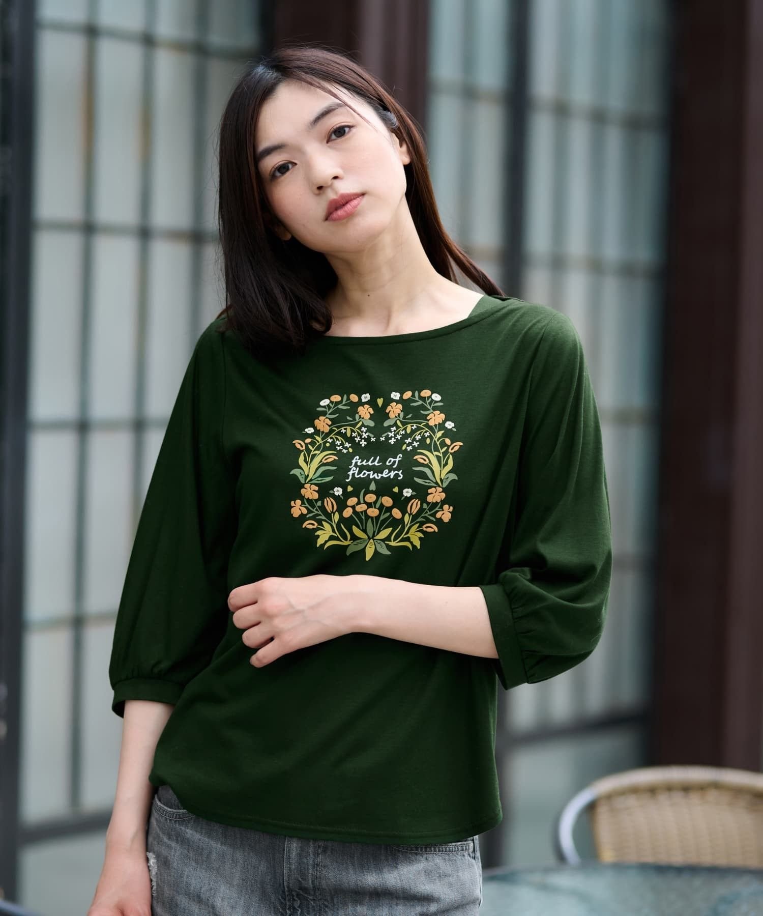CARA O CRUZ フラワーモチーフカットソー キャラ・オ・クルス トップス カットソー・Tシャツ ベージュ レッド