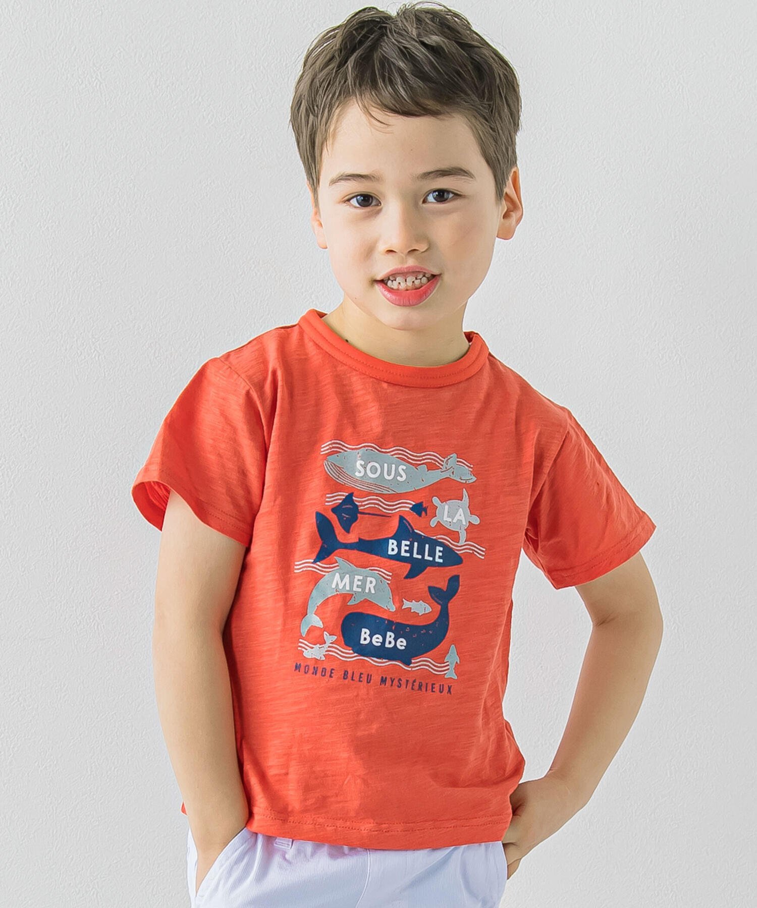 【SALE／30%OFF】BeBe 【蓄光プリント】スラブ天竺海の生き物プリントTシャツ(80~150cm) ベベ オンライン ストア トップス カットソー・Tシャツ オレンジ グリーン【送料無料】のサムネイル