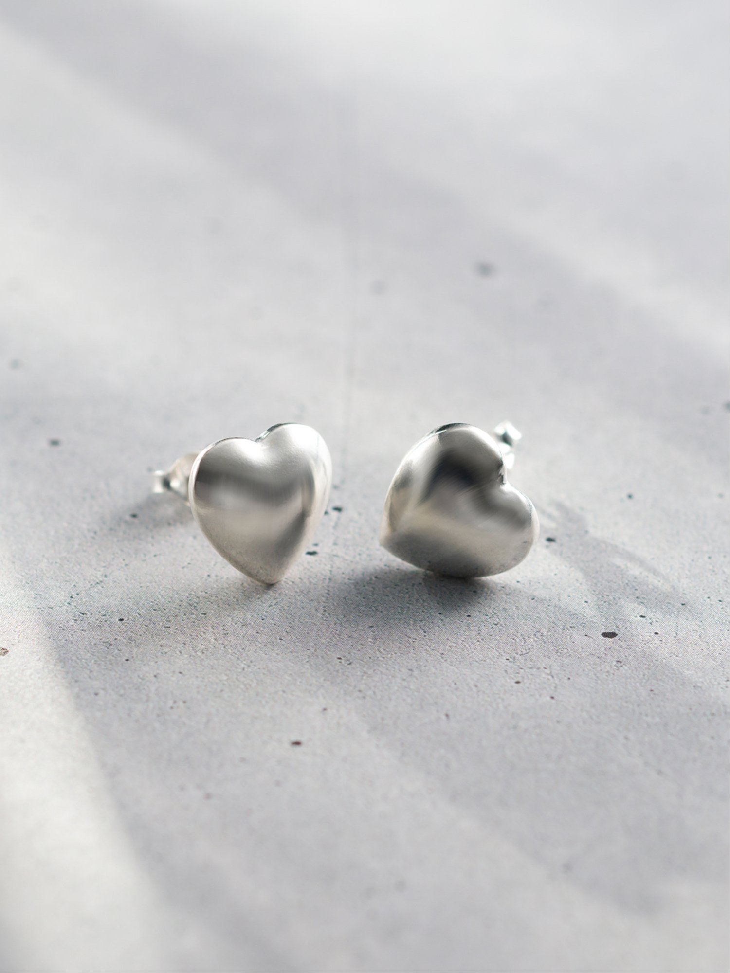 ieLS 「ieLS」SV925 シルバー ハートピアス クークロワッサン アクセサリー・腕時計 ピアス シルバー【送料無料】のサムネイル