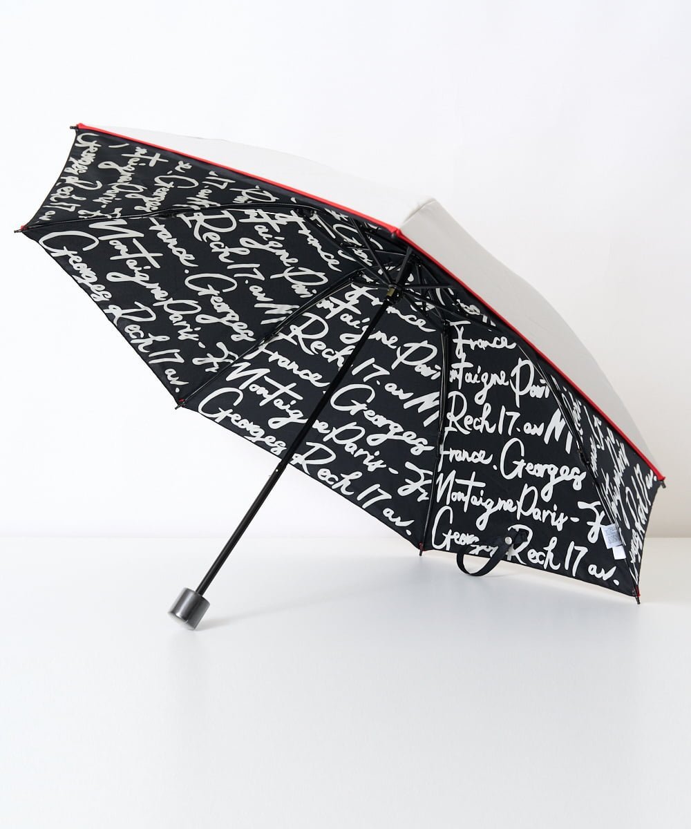 Maison de CINQ（メゾンドゥサンク）[晴雨兼用]ロゴ配色パイピング折り畳み傘[ジョルジュ・レッシュ小さいサイズ]外側は無地で端カーブ＋配色パイピング・内側は配色で大きめのジョルジュ・レッシュロゴをプリントしたオリジナルの晴雨兼用折り畳み傘です。傘袋にも同じロゴPTと配色パイピングを施したRECHらしいスタイリッシュな傘の提案です。model:H170B83W60H86使用サイズ:F(フリーサイズ）■展開サイズ：フリー（F）型番：PFYGV88130-80-036 KZ9779【採寸】サイズコマ幅高さ中棒手元F38cm43cm48cm3.0cm商品のサイズについて【商品詳細】中国素材：傘生地の組成 ポリエステル 100% 親骨の長さ 50cmサイズ：F※画面上と実物では多少色具合が異なって見える場合もございます。ご了承ください。商品のカラーについて 【予約商品について】 ※「先行予約販売中」「予約販売中」をご注文の際は予約商品についてをご確認ください。Maison de CINQ（メゾンドゥサンク）[晴雨兼用]ロゴ配色パイピング折り畳み傘[ジョルジュ・レッシュ小さいサイズ]外側は無地で端カーブ＋配色パイピング・内側は配色で大きめのジョルジュ・レッシュロゴをプリントしたオリジナルの晴雨兼用折り畳み傘です。傘袋にも同じロゴPTと配色パイピングを施したRECHらしいスタイリッシュな傘の提案です。model:H170B83W60H86使用サイズ:F(フリーサイズ）■展開サイズ：フリー（F）型番：PFYGV88130-80-036 KZ9779【採寸】サイズコマ幅高さ中棒手元F38cm43cm48cm3.0cm商品のサイズについて【商品詳細】中国素材：傘生地の組成 ポリエステル 100% 親骨の長さ 50cmサイズ：F※画面上と実物では多少色具合が異なって見える場合もございます。ご了承ください。商品のカラーについて 【予約商品について】 ※「先行予約販売中」「予約販売中」をご注文の際は予約商品についてをご確認ください。■重要なお知らせ※ 当店では、ギフト配送サービス及びラッピングサービスを行っておりません。ご注文者様とお届け先が違う場合でも、タグ（値札）付「納品書 兼 返品連絡票」同梱の状態でお送り致しますのでご了承ください。 ラッピング・ギフト配送について※ 2点以上ご購入の場合、全ての商品が揃い次第一括でのお届けとなります。お届け予定日の異なる商品をお買い上げの場合はご注意下さい。お急ぎの商品がございましたら分けてご購入いただきますようお願い致します。発送について ※ 買い物カートに入れるだけでは在庫確保されませんのでお早めに購入手続きをしてください。当店では在庫を複数サイトで共有しているため、同時にご注文があった場合、売切れとなってしまう事がございます。お手数ですが、ご注文後に当店からお送りする「ご注文内容の確認メール」をご確認ください。ご注文の確定について ※ Rakuten Fashionの商品ページに記載しているメーカー希望小売価格は、楽天市場「商品価格ナビ」に登録されている価格に準じています。 商品の価格についてMaison de CINQMaison de CINQの傘・長傘ファッション雑貨ご注文・お届けについて発送ガイドラッピンググッズ3,980円以上送料無料ご利用ガイド