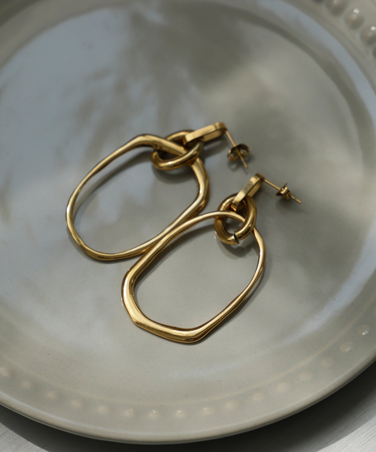 【SALE／42%OFF】aroco 楕円フープピアス レディース 大きめ ゴールド ステンレス アクセサリー ヴィータフェリーチェ アクセサリー・腕時計 ピアス ゴールド