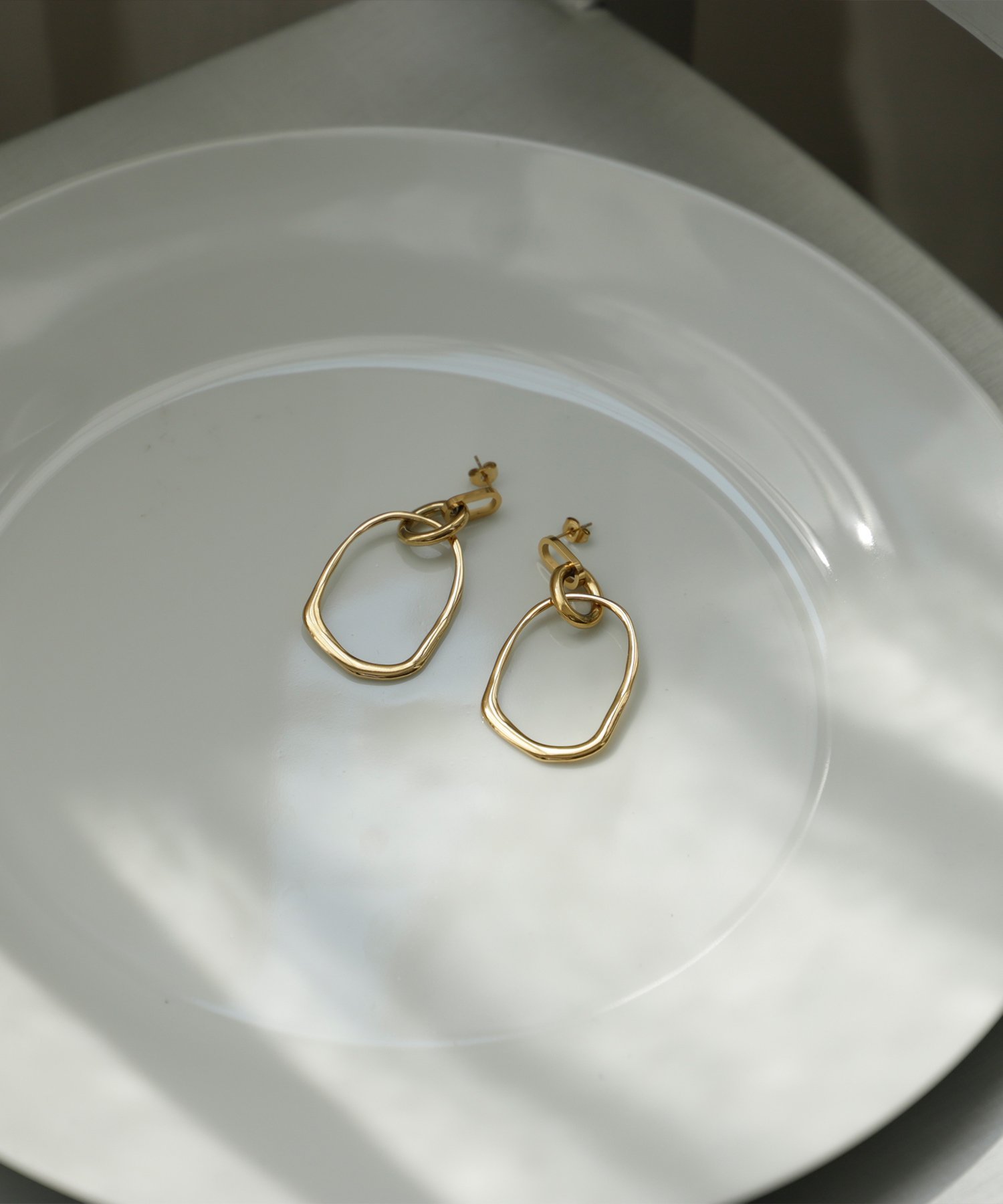 【SALE／42%OFF】aroco 楕円フープピアス レディース 大きめ ゴールド ステンレス アクセサリー ヴィータフェリーチェ アクセサリー・腕時計 ピアス ゴールド