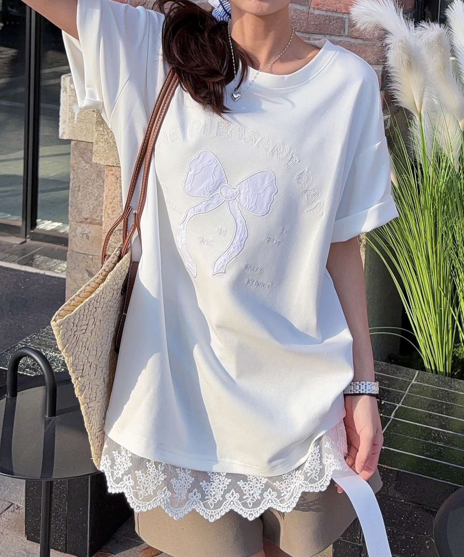select - aimoha -select-/リボンモチーフプリントTシャツ アイモハ トップス カットソー・Tシャツ ベージュ ピンク ホワイト ブルー