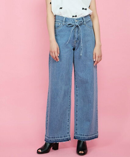 【SALE/15%OFF】QUEENS COURT 紐ベルト付デニムワイドパンツ≪手洗い可能≫ クイーンズコート パンツ その他のパンツ ブルー【送料無料】 【SALE/15%OFF】QUEENS COURT 紐ベルト付デニムワイドパンツ≪手洗い可能≫ クイーンズコート パンツ その他のパンツ ブルー【送料無料】