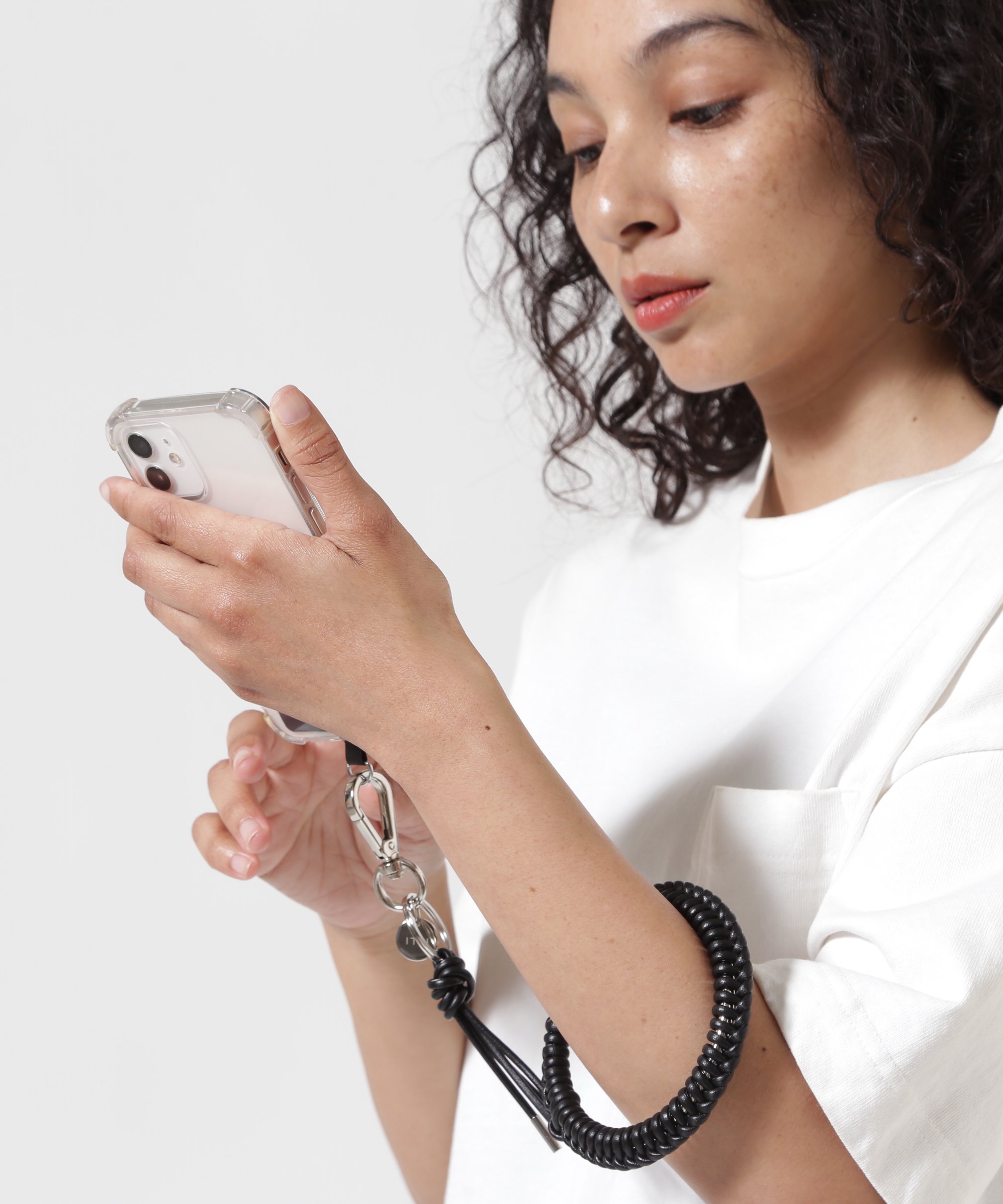 B'2nd ITTI/イッチ/CRISTY KNOT WRIST CIRCLE CHARM / RAPTO JP ビーセカンド ファッション雑貨 その他のファッション雑貨 ブラック グレー ホワイト【送料無料】