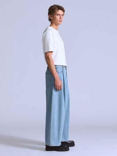 Levi's BLUETAB(TM) ワイドプリーツ CROP ジーンズ ライトインディゴ リーバイス パンツ ジーンズ・デニムパンツ ネイビー【送料無料】