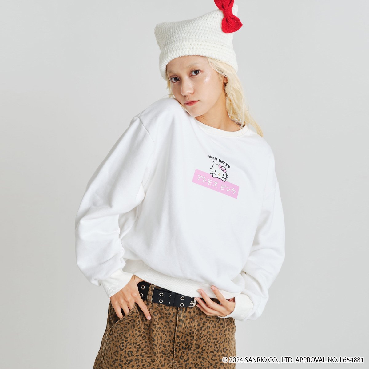 atmos pink HELLO KITTY x atmos pink Box Logo Sweatshirt WHITE アトモス トップス スウェット・トレーナー ホワイト【送料無料】