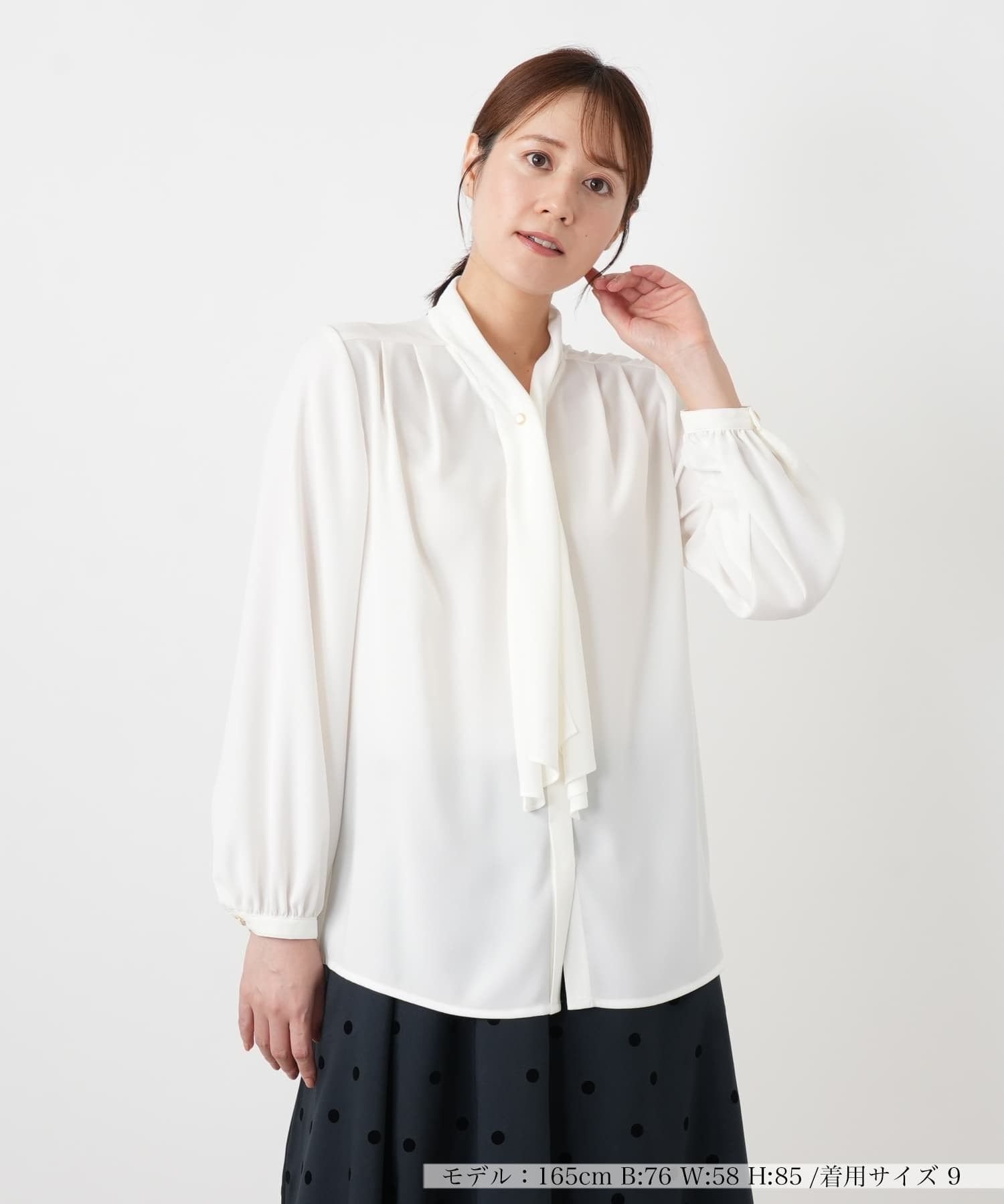 Leilian ボウタイ比翼ブラウス【セレモニー】 レリアン トップス シャツ・ブラウス ホワイト グレー