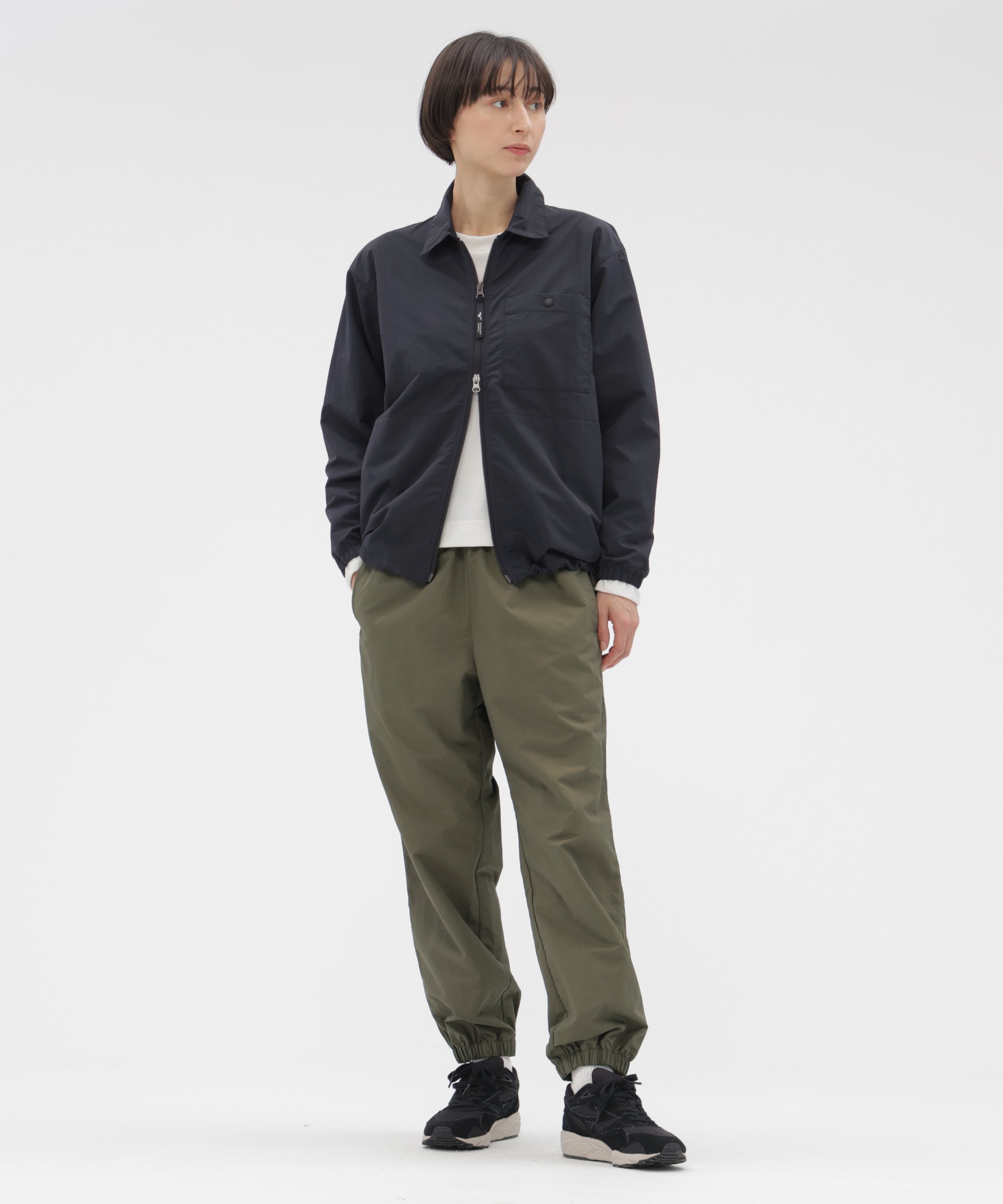 MARGARET HOWELL WATER REPELENT NYLON POPLIN TROUSERS マーガレット・ハウエル パンツ その他のパンツ カーキグリーン ブラック