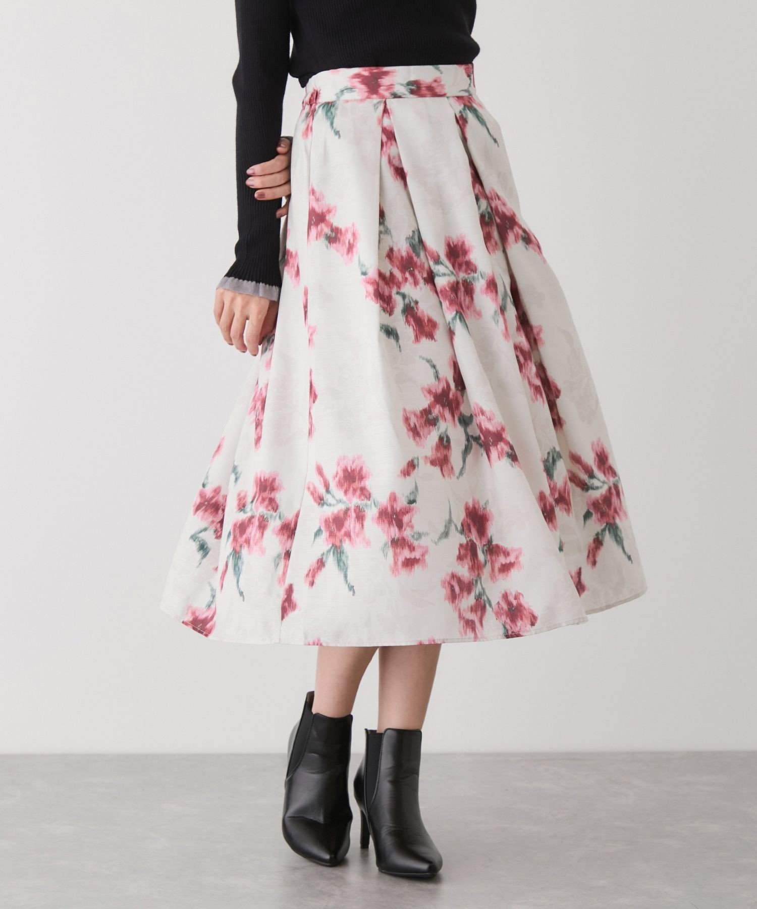 【SALE／20%OFF】JAYRO タック花柄フレアスカート ジャイロ スカート その他のスカート ネイビー ワイ..