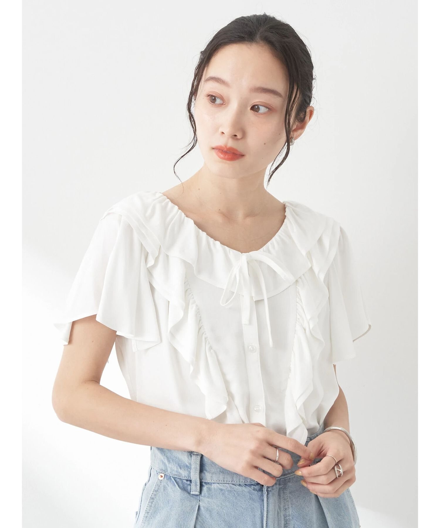 【SALE／30%OFF】earth music&ecology ラッフルボリュームブラウス アースミュージック&エコロジー ト..