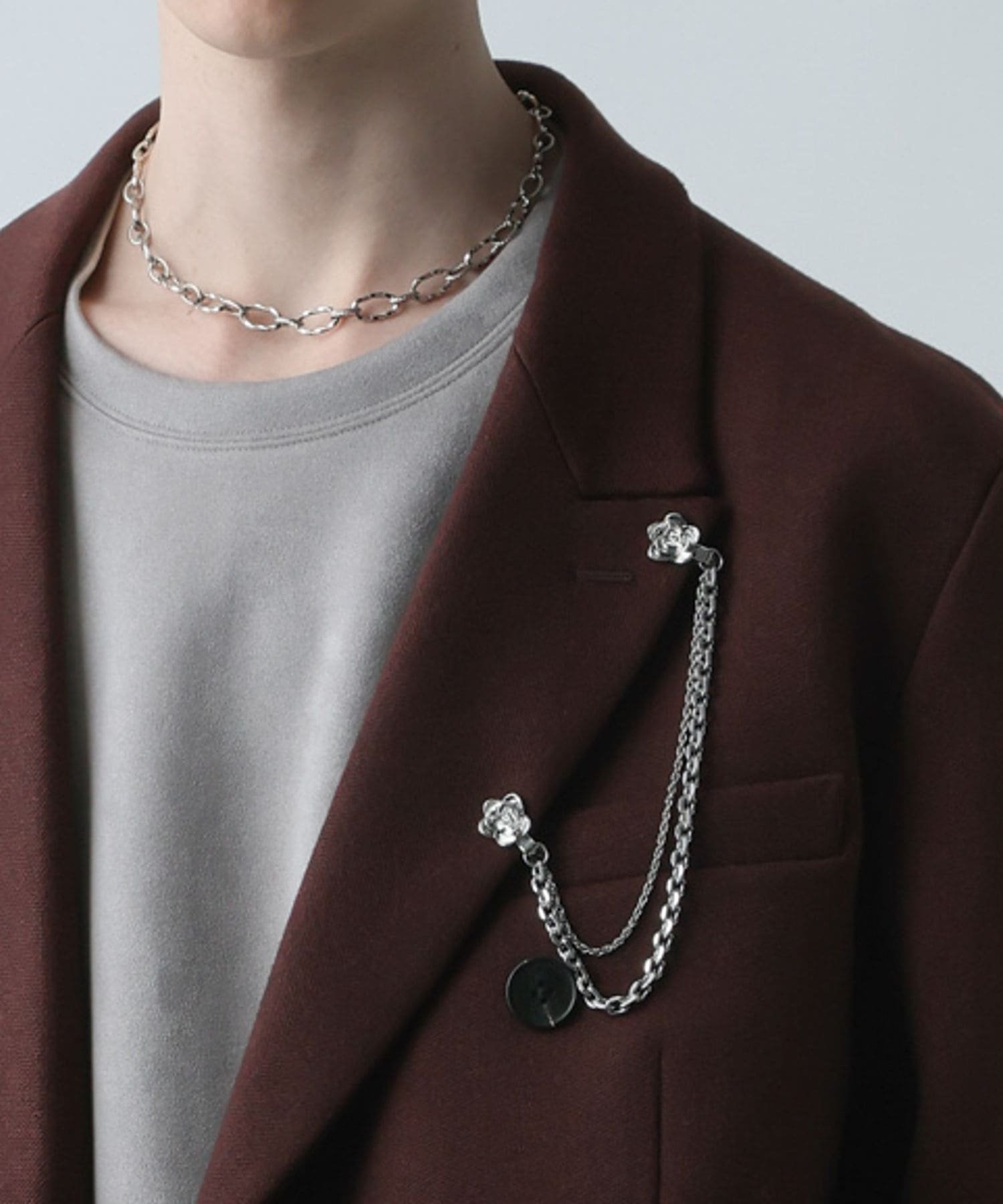 HARE チェーンラペルブローチ ハレ アクセサリー・腕時計 ブローチ・コサージュ・バッジ シルバー