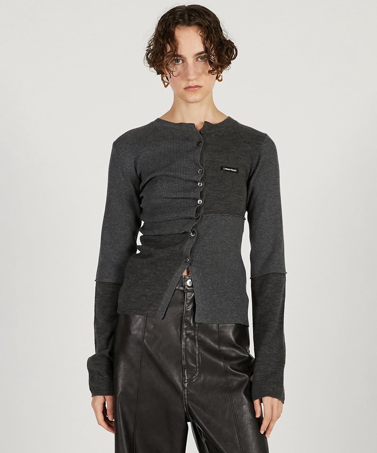 PRANK PROJECT ランダムボタンニットトップ プランク プロジェクト トップス ニット ピンク グレー ブラック【送料無料】のサムネイル