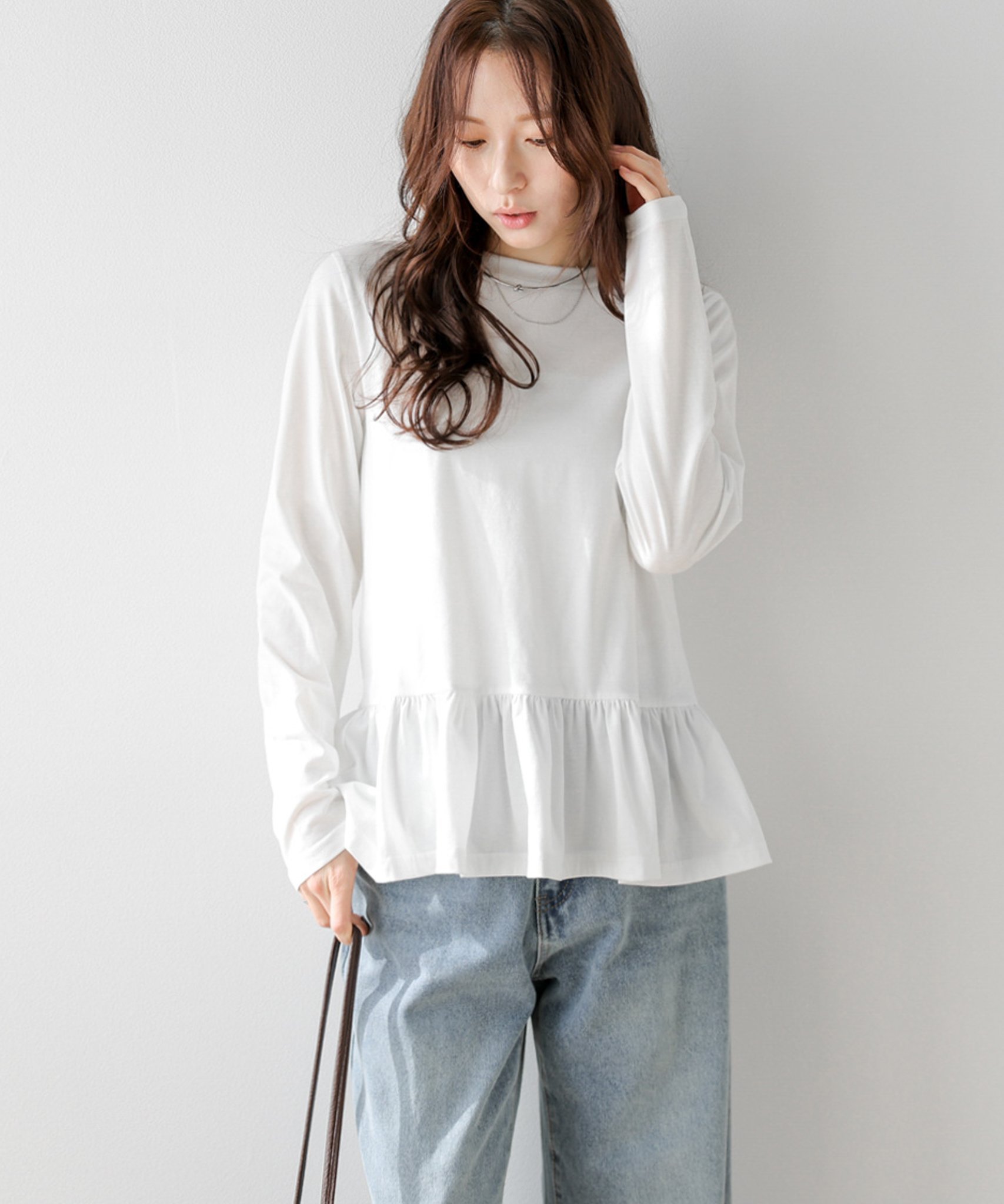La-gemme 裾フリル カットソー ラジュール トップス カットソー・Tシャツ ブラック ホワイト