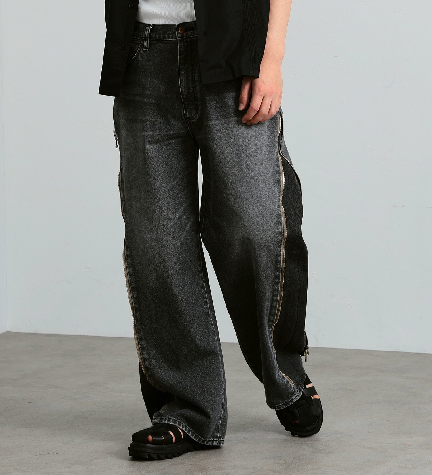 【SALE／10%OFF】Wrangler Wrangler 【ユニセックス】リメイクサイドジップフレアージーンズ エドウインオンラインモール パンツ ジーンズ・デニムパンツ ブラック ブルー【送料無料】