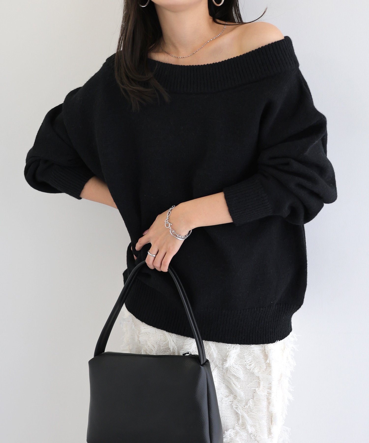 【SALE／10%OFF】andme ボリューム袖 オフショルダー ニット トップス アンドミー トップス ニット ブルー ブラック ホワイト グレー ベージュのサムネイル