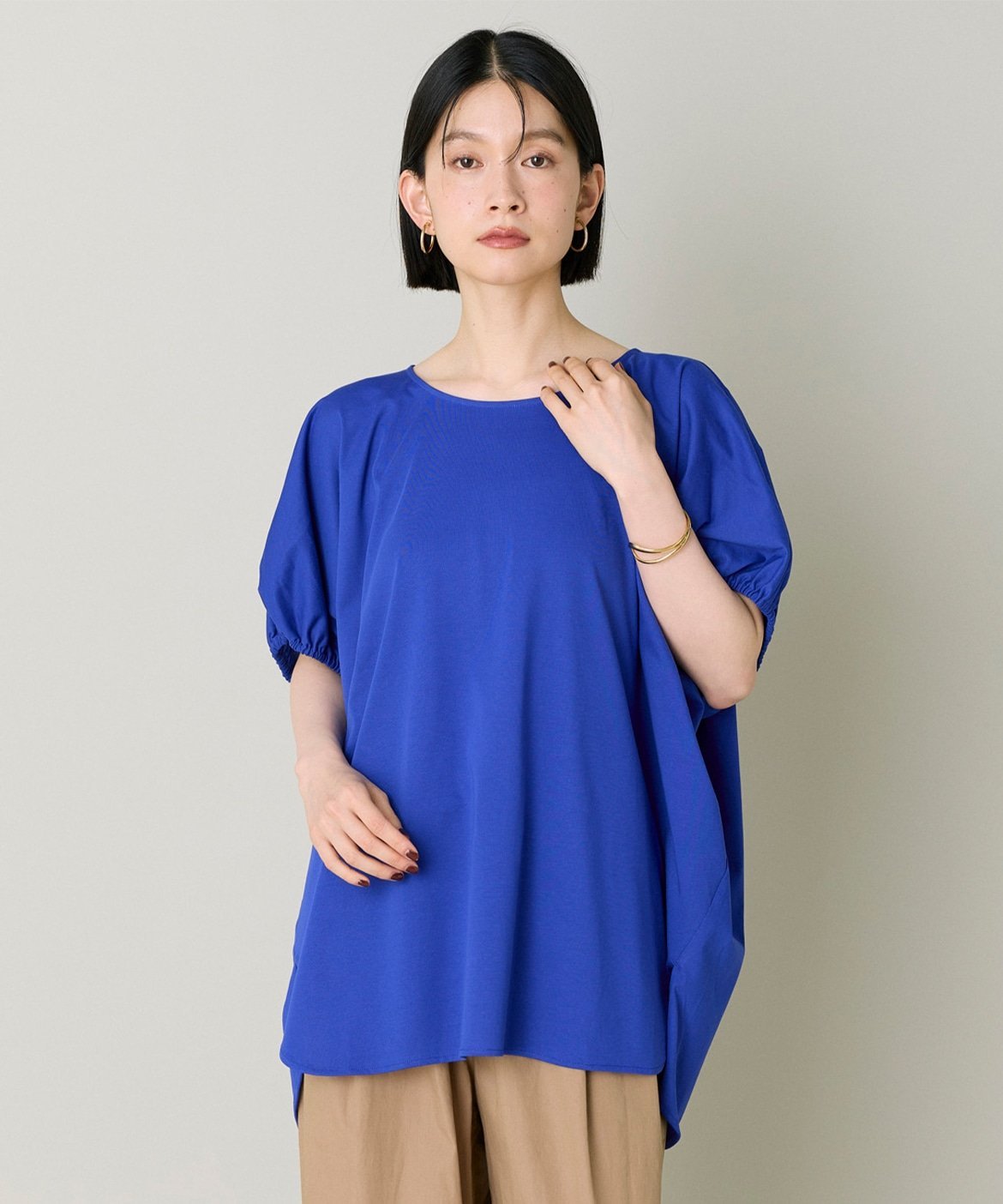 I.T.'S. international ギャザー袖カットプルオーバー イッツインターナショナル トップス カットソー・Tシャツ ブルー ブラウン ブラック