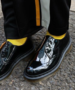 Ray BEAMS Dr.Martens * Ray BEAMS / 別注 パテント 3eye　ドレスシューズ エナメル プレーントゥ ビームス ウイメン シューズ・靴 その他のシューズ・靴 ブラック【送料無料】