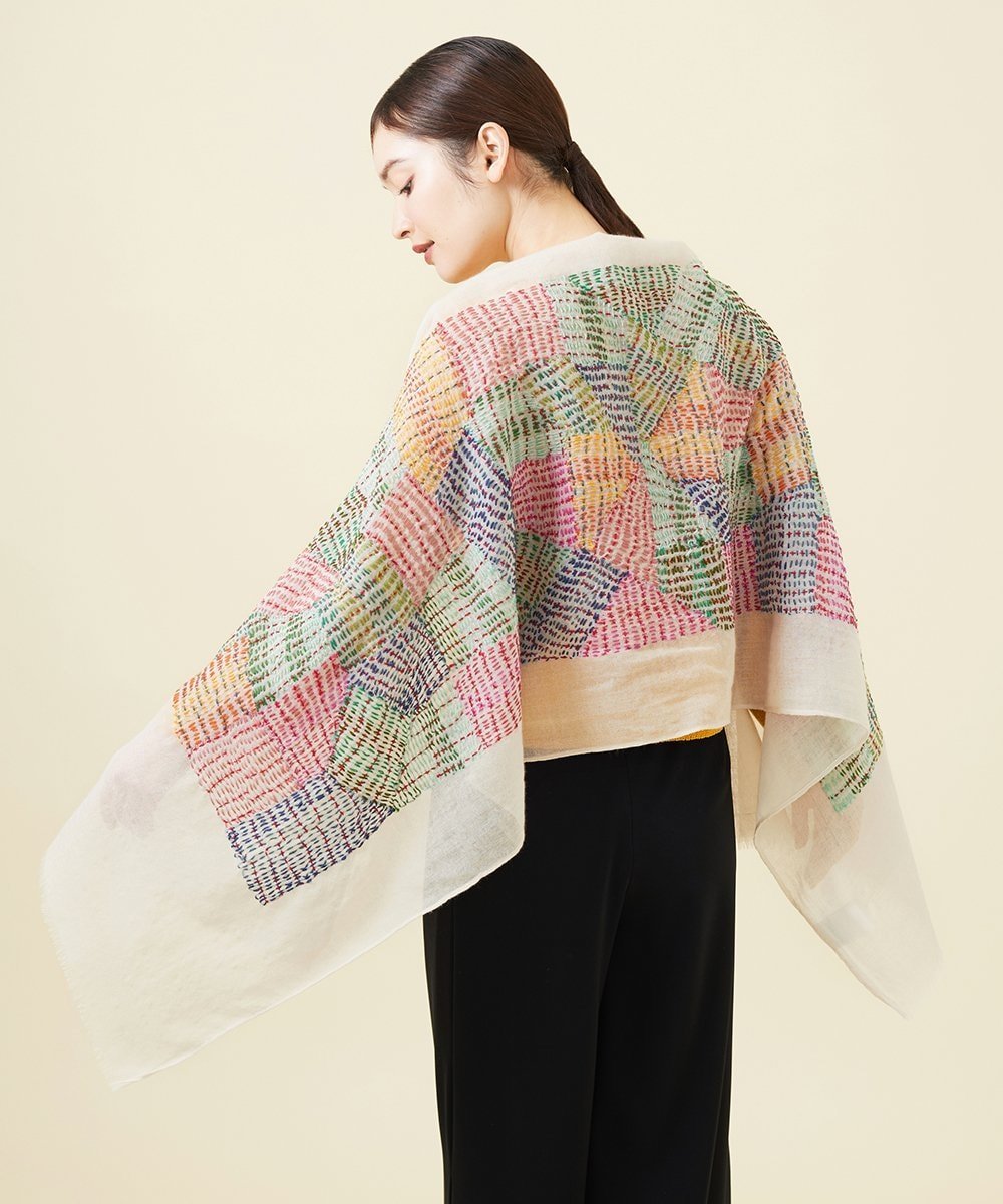 【SALE／50%OFF】Sybilla マルチステッチウールガーゼストール シビラ ファッション雑貨 マフラー・ストール・ネックウォーマー ホワイト ブラック【送料無料】のサムネイル