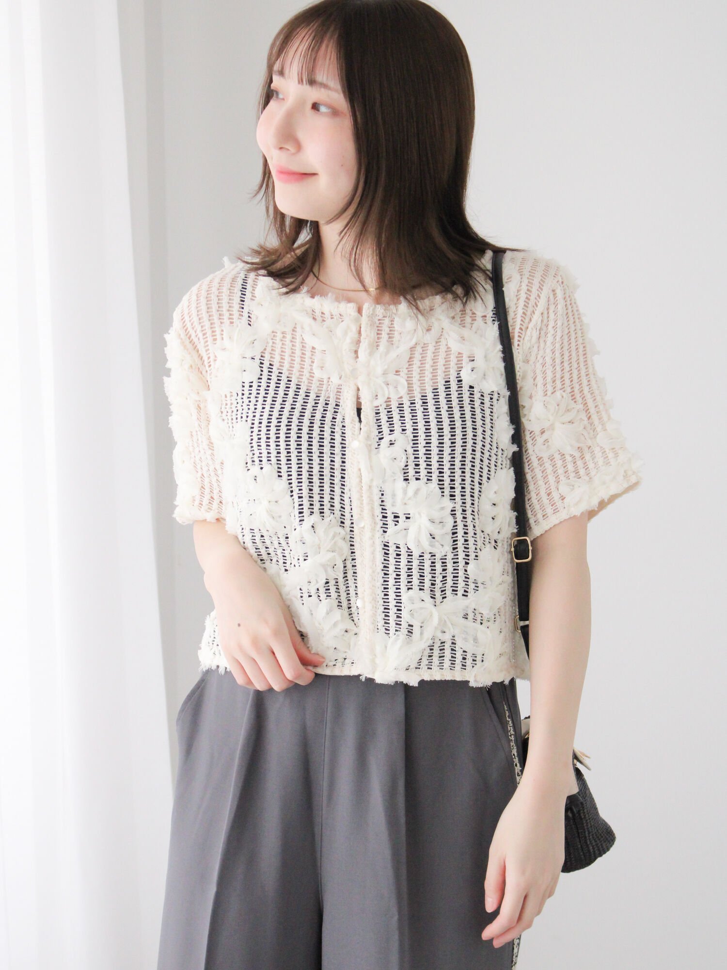 【SALE／40%OFF】Te chichi TERRASSE フラワーメッシュカーディガン テチチ トップス シャツ・ブラウス ブラック ブラウン ホワイトのサムネイル