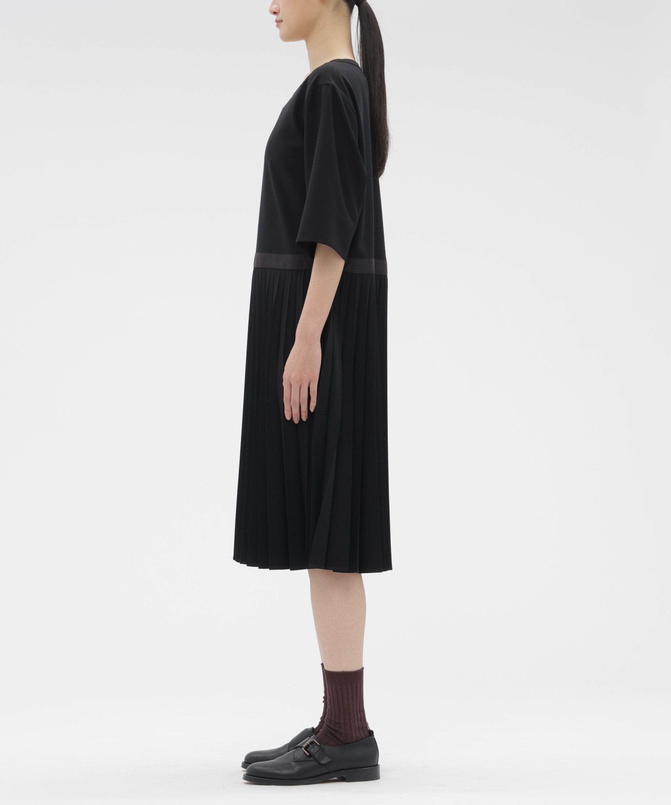 MARGARET HOWELL FINE WOOL POPLIN DRESS マーガレット・ハウエル ワンピース・ドレス その他のワンピース・ドレス ブラック