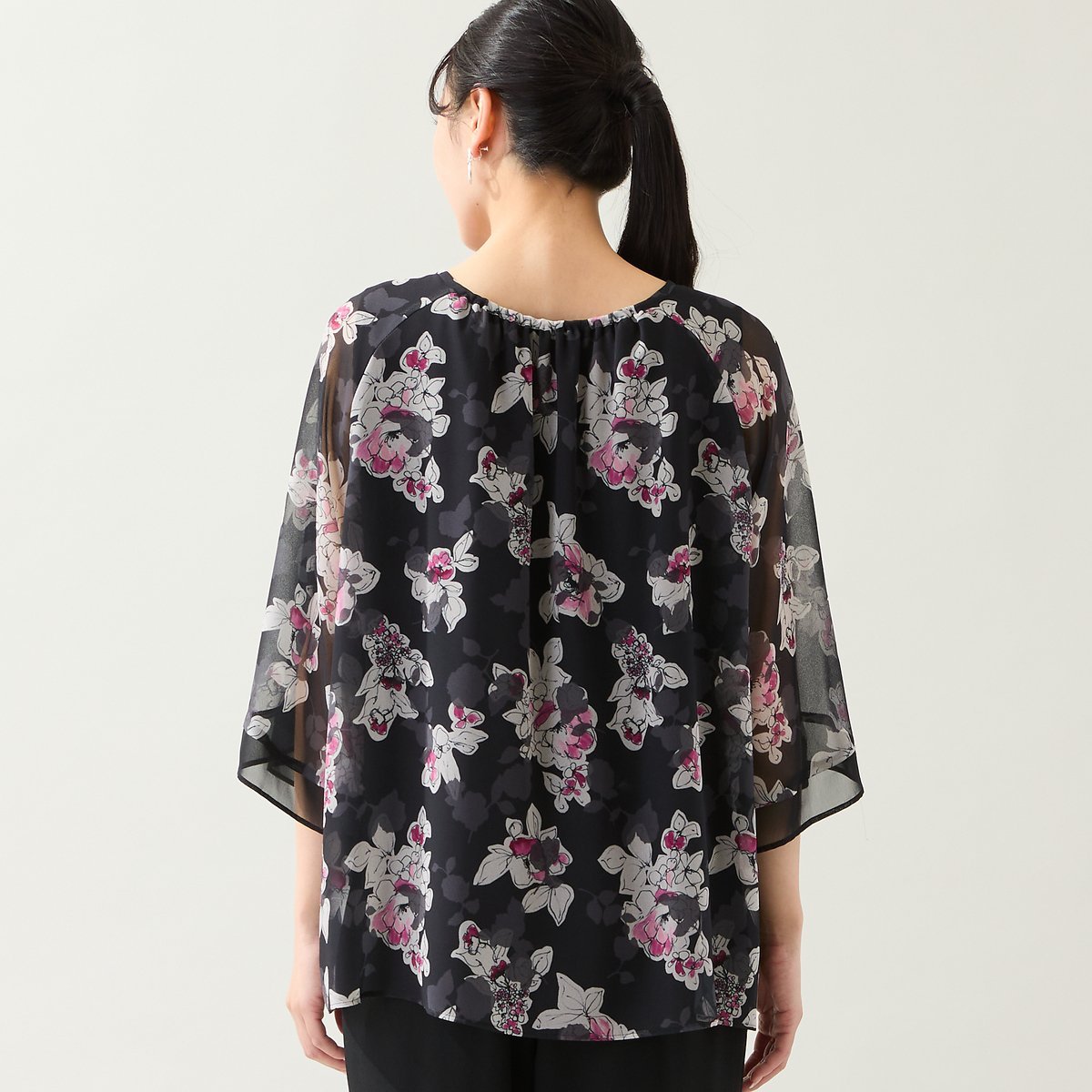 missel 【洗える・セットアップ可・3Lサイズあり】シフォンフラワーブラウス ミゼール トップス シャツ・ブラウス ブラック