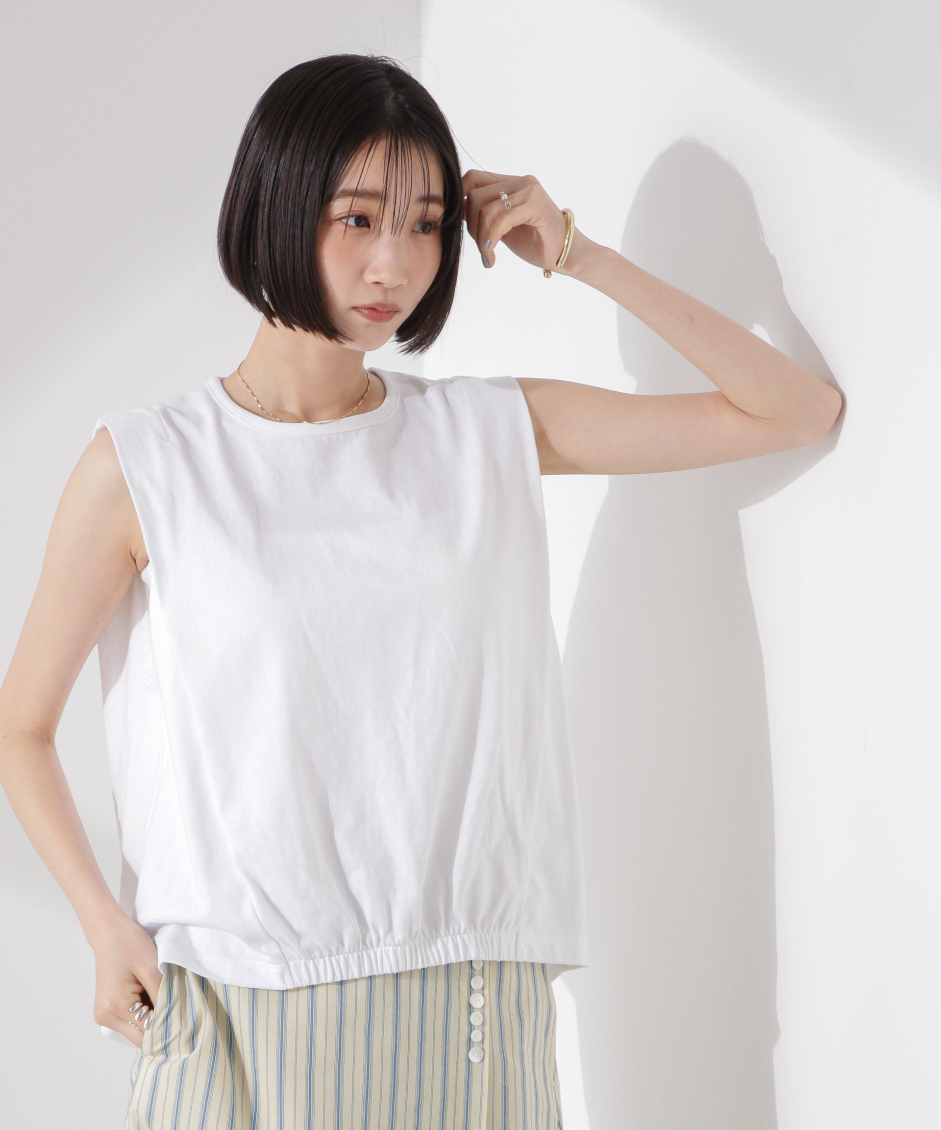 【SALE／60%OFF】NANO universe ドライタッチ天竺フロントギャザーヘムノースリーブトップス ナノユニバース トップス カットソー・Tシャツ ピンク ホワイト グレー stylife-15090548 Rakuten Fashion サンプル画像2