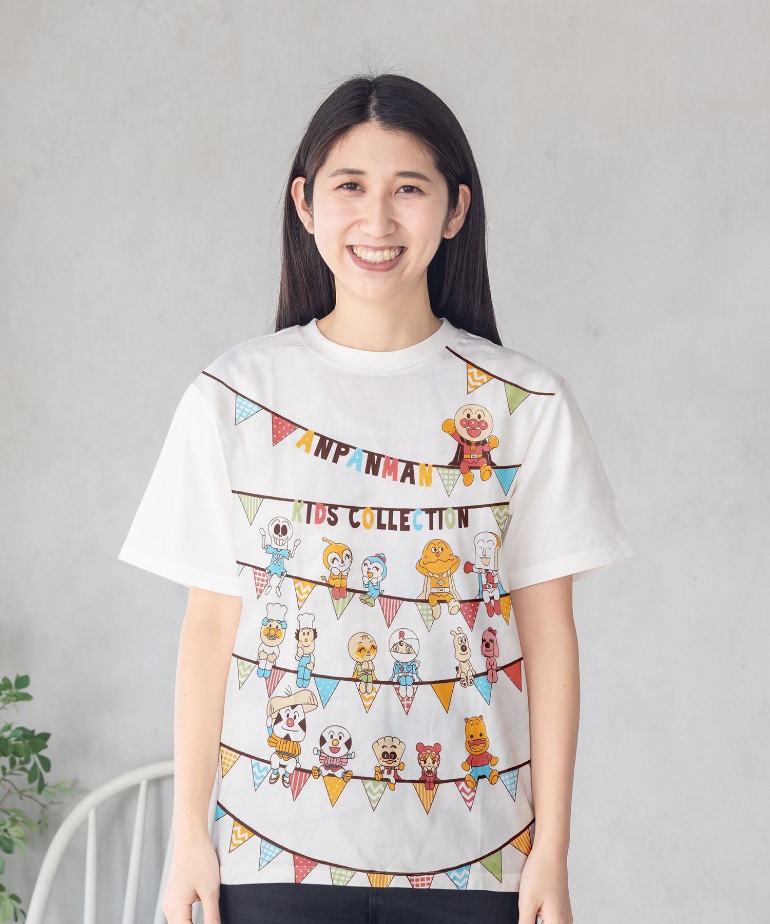 楽天Rakuten FashionANPANMAN KIDS COLLECTION APKC/（W）みんなでお座り柄Tシャツ大人 アンパンマンキッズコレクション トップス カットソー・Tシャツ ホワイト【送料無料】