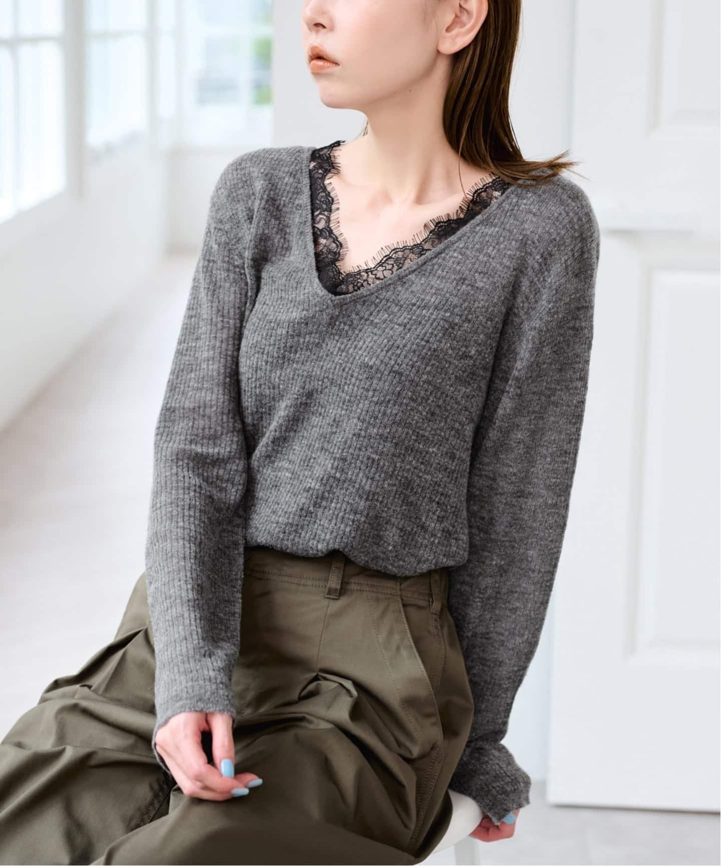 U by SPICK&SPAN 《予約》レースドッキングニット ユーバイスピックアンドスパン トップス ニット ブラウン グレー【送料無料】