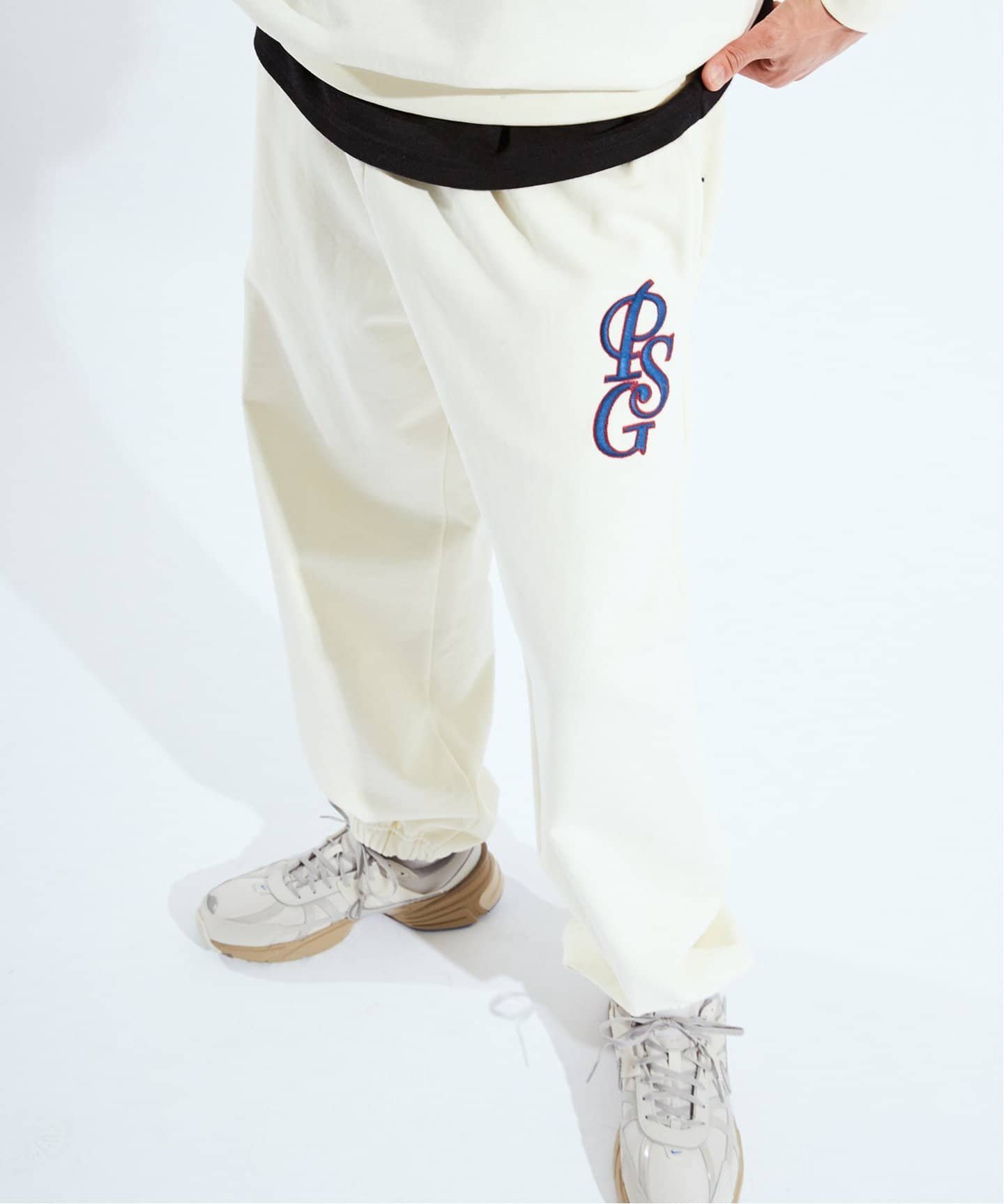 Paris Saint-Germain PSG JP ITALIC LOGO SWEAT PANTS エディフィス パンツ ジャージ・スウェットパンツ ネイビー レッド ホワイト ブラック