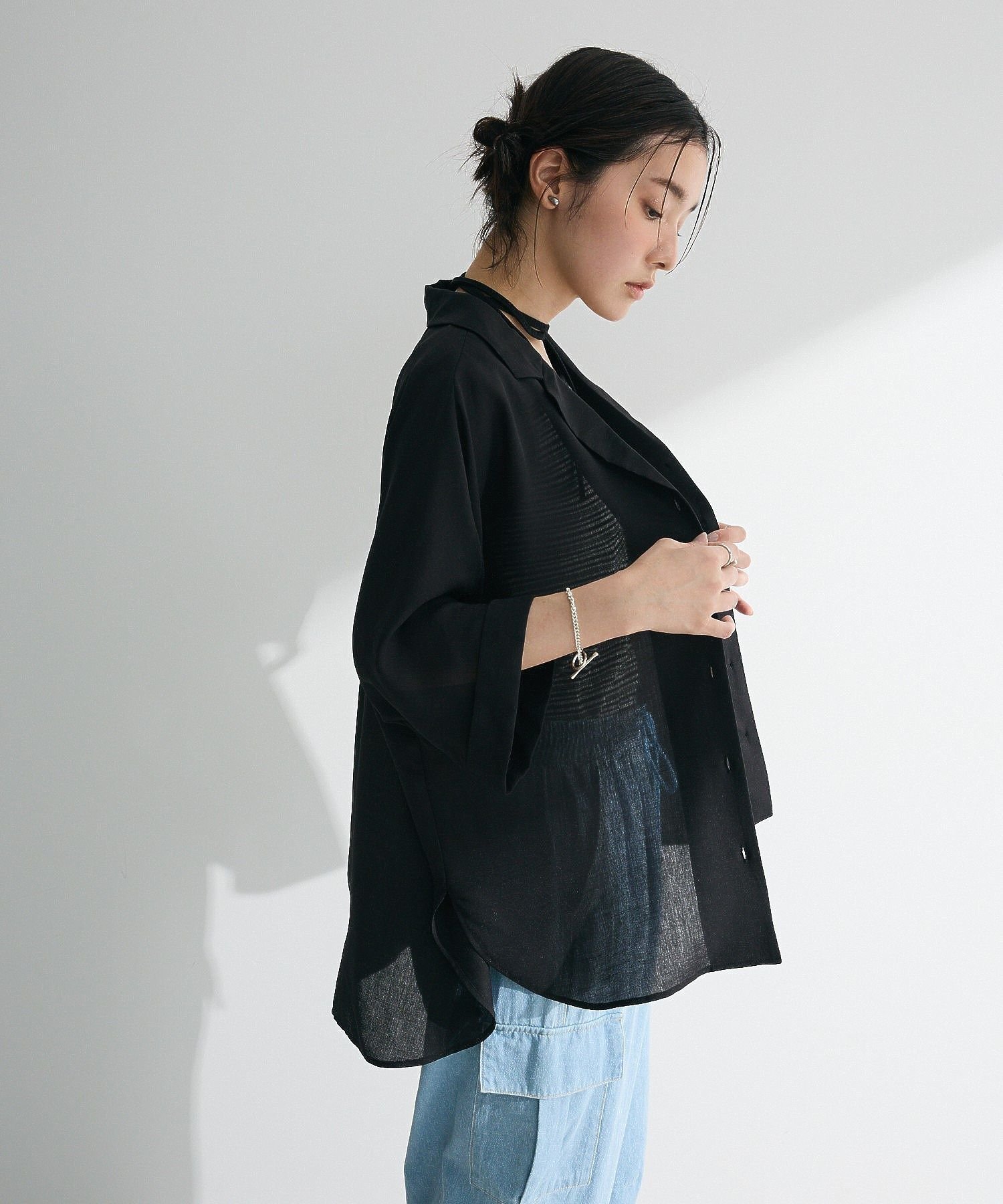 【WEB限定】開襟シアージャケット風シャツII グリーンパークス トップス シャツ・ブラウス ブルー ベージュ グリーン グレー ブラック