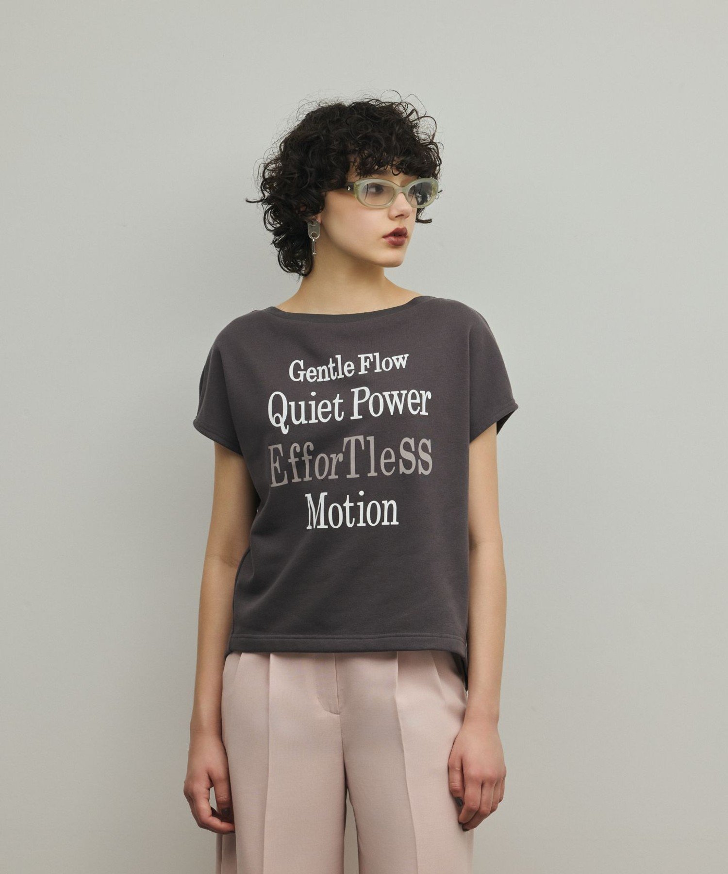 ルーズロゴTシャツ グレースコンチネンタル トップス カットソー・Tシャツ ホワイト グレー