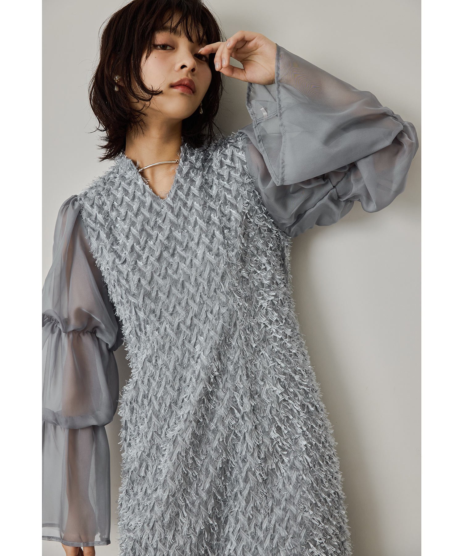 niana デザインスリーブシャギードレス 結婚式 二次会 成人式 同窓会 パーティードレス ビーフラット ワンピース・ドレス ドレス ブラック ベージュ グレー【送料無料】