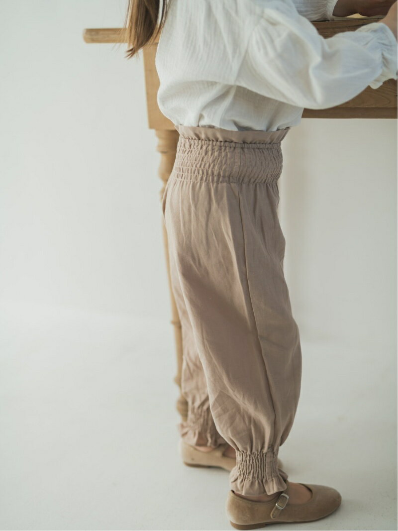 riziere シャーリングパンツ リジェール パンツ その他のパンツ ベージュ ブラウンのサムネイル