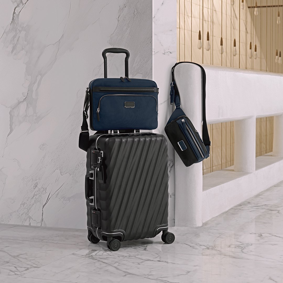 【SALE／25%OFF】TUMI 【TUMI 公式店】JARVIS イースト・ウエスト・スリング トゥミ バッグ ボディバッグ・ウエストポーチ ブラック【送料無料】