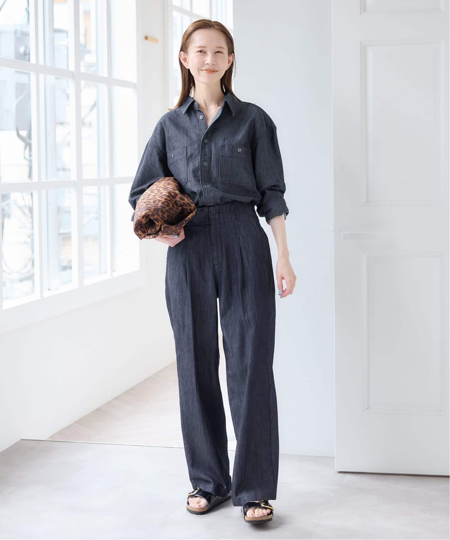 U by SPICK&SPAN セルローススラックスデニム ユーバイスピックアンドスパン パンツ ジーンズ・デニムパンツ ネイビー