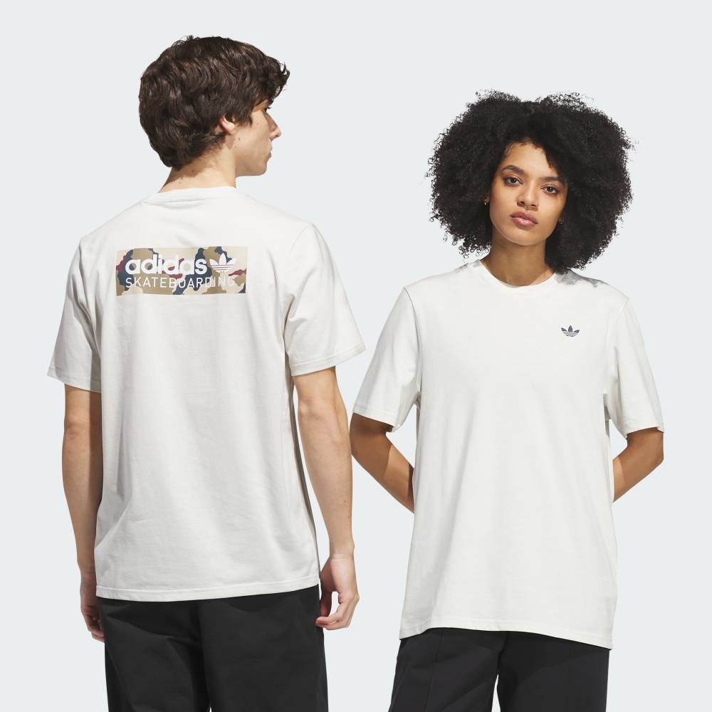【公式】アディダス adidas 返品可 SKATEBOARDING CAMO LOGO TEE アディダス トップス カットソー・Tシャツ グレー