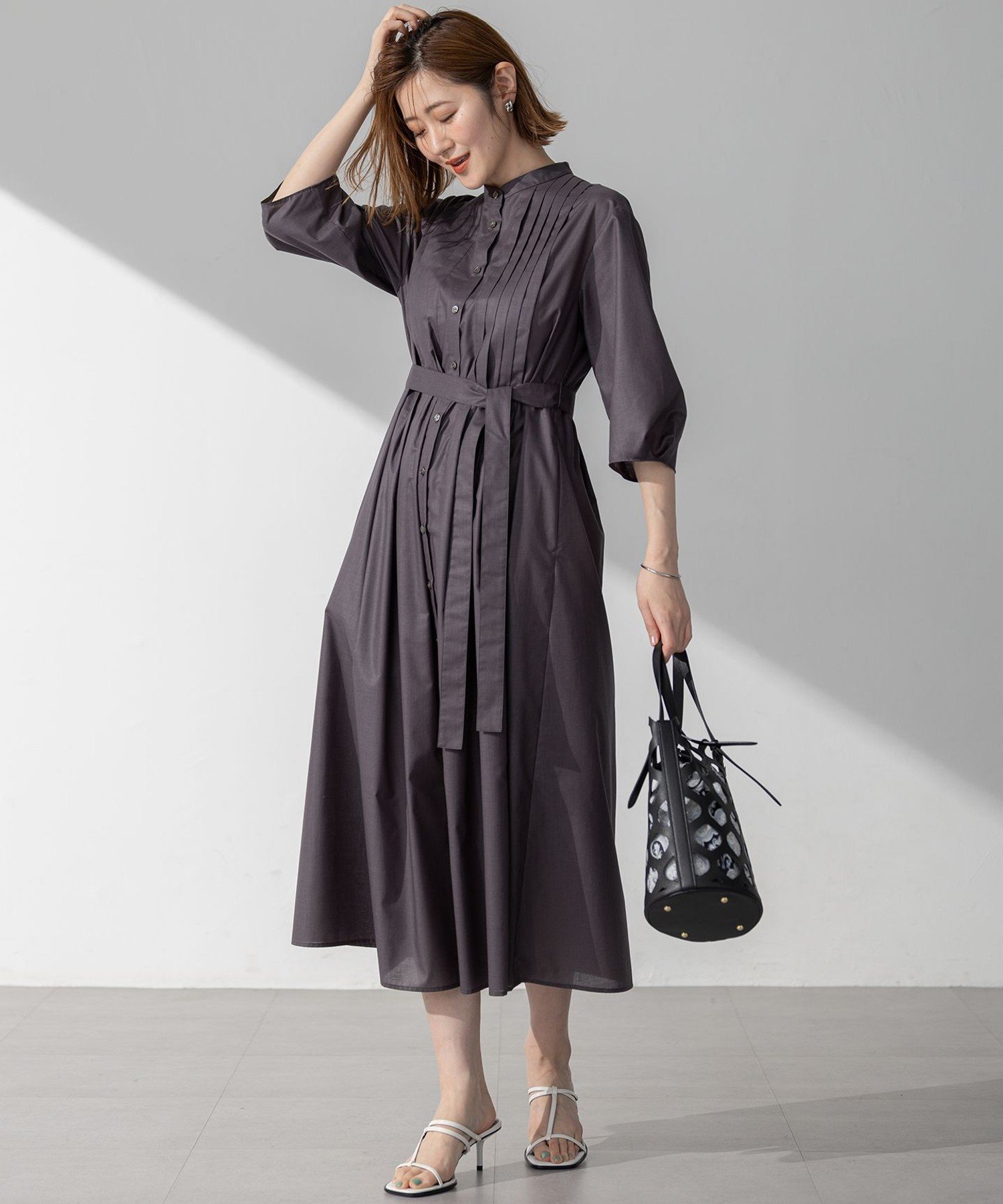【SALE／40%OFF】23区 L 【洗える】ラスターローン フロントタック ワンピース ニジュウサンク ワンピース・ドレス ワンピース グレー ベージュ【送料無料】 stylife-15042797 Rakuten Fashion サンプル画像3