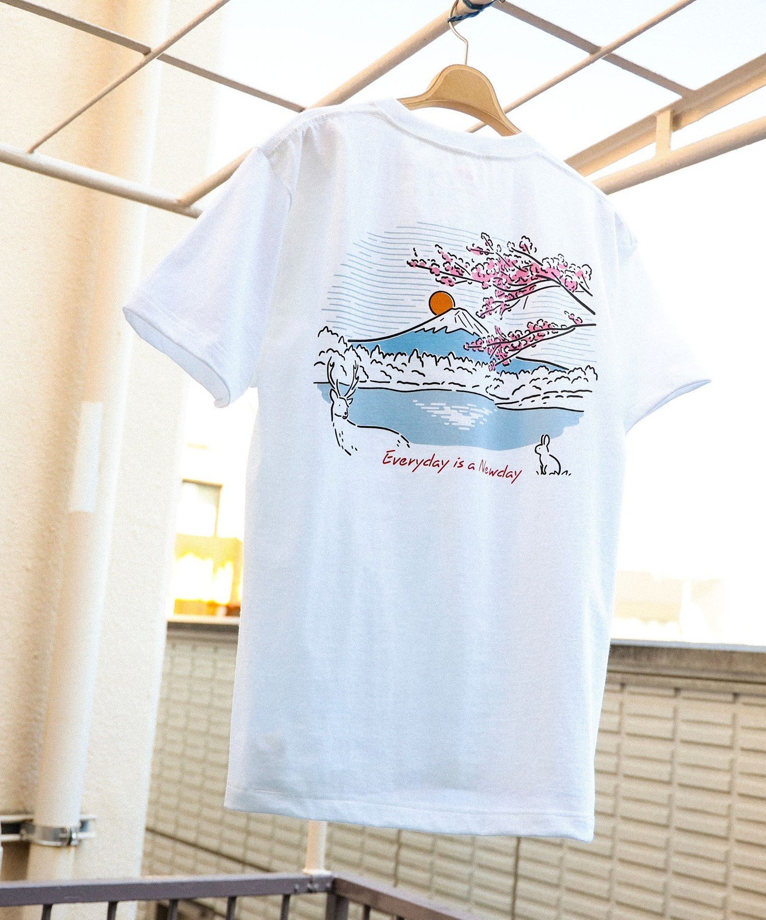 BEAMS JAPAN ＜UNISEX＞BEAMS JAPAN / 別注 富士山 Tシャツ ビームス ジャパン トップス カットソー・Tシャツ ホワイト【送料無料】