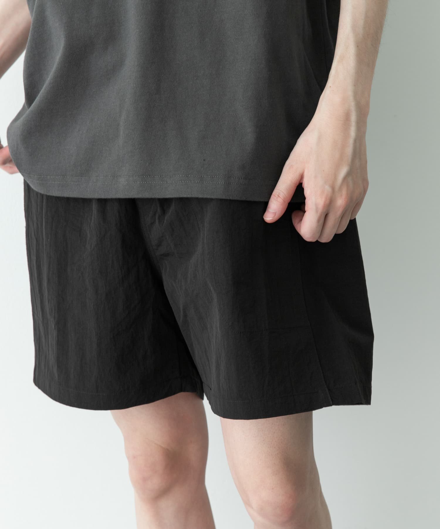 Sonny Label ナイロンイージーバギーショートパンツ サニーレーベル パンツ その他のパンツ グレー ネイビー ブラック