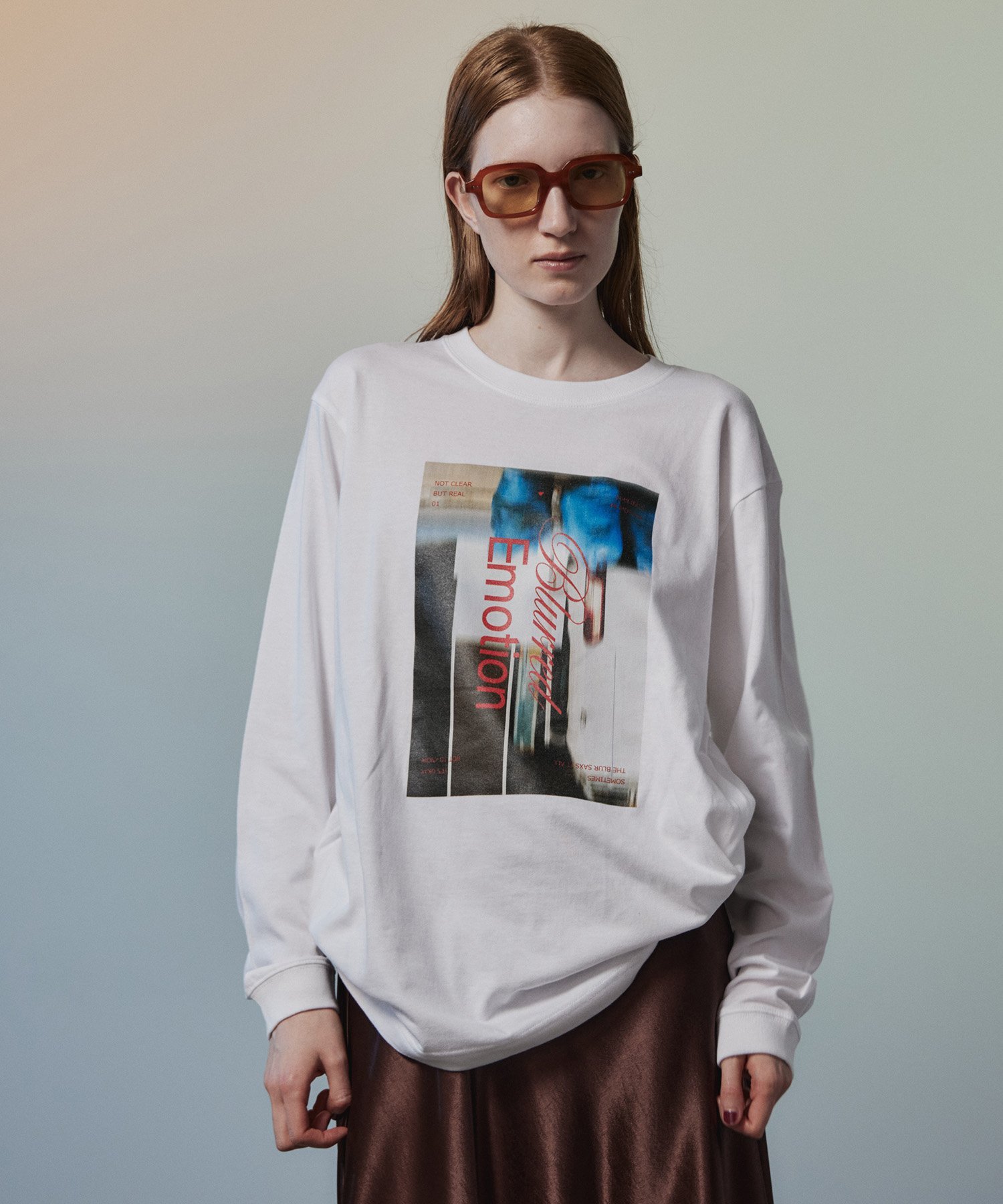 MAISON SPECIAL Blurred Emotion Logo Print Long Sleeve T-Shirt メゾンスペシャル トップス カットソー・Tシャツ グレー ホワイト