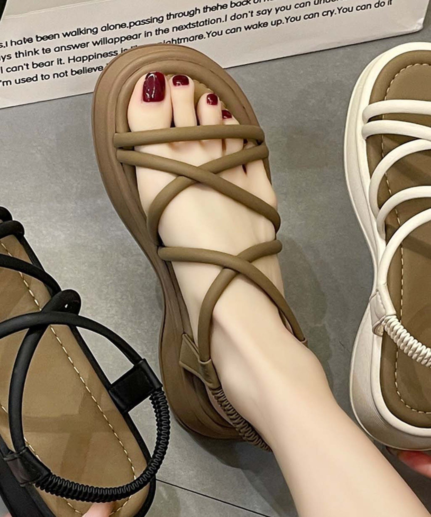 【SALE/70%OFF】aimoha - select - 【shoes 365】マルチストラップ厚底サンダル アイモハ シューズ・靴 サンダル ブラック ベ...