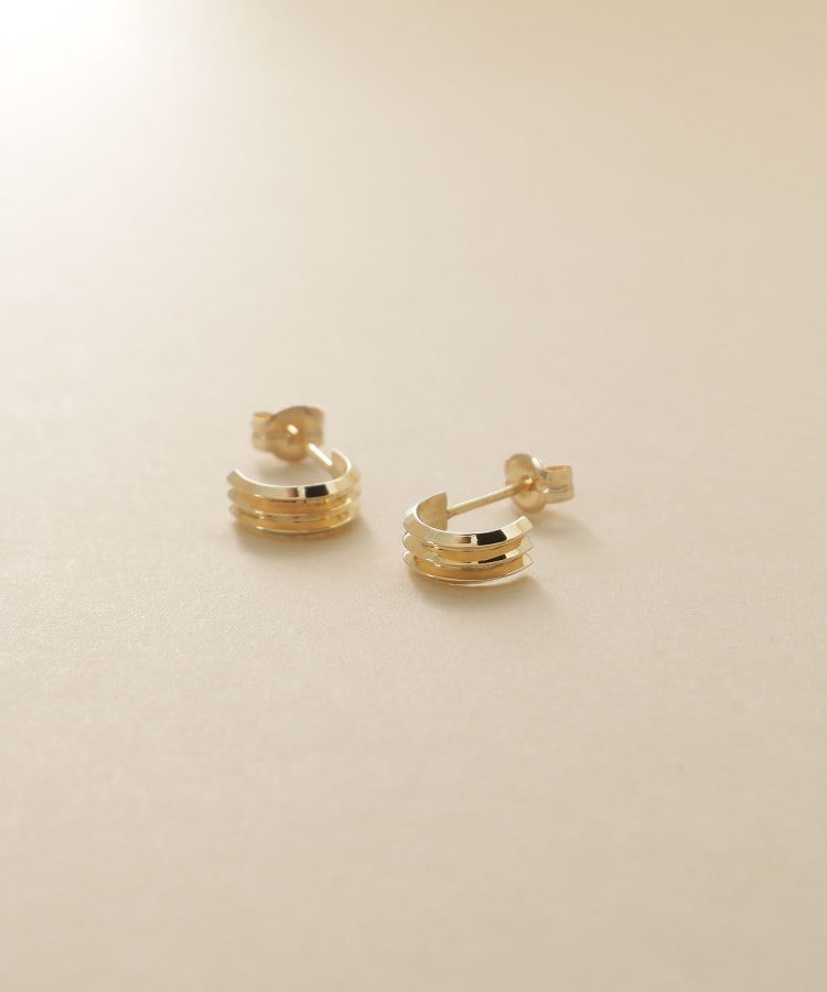 COCOSHNIK ONKITSCH K10トリプルリッジピアス ココシュニック オンキッチュ アクセサリー・腕時計 ピアス ゴールド【送料無料】