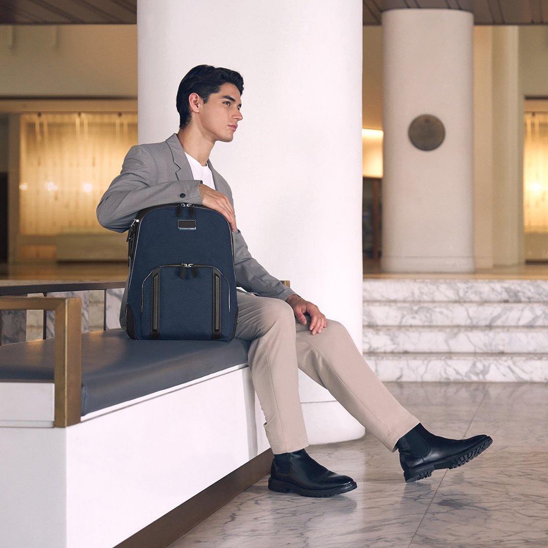 【SALE／25%OFF】TUMI 【TUMI 公式店】JARVIS キャンパス・バックパック トゥミ バッグ リュック・バックパック ブラック【送料無料】