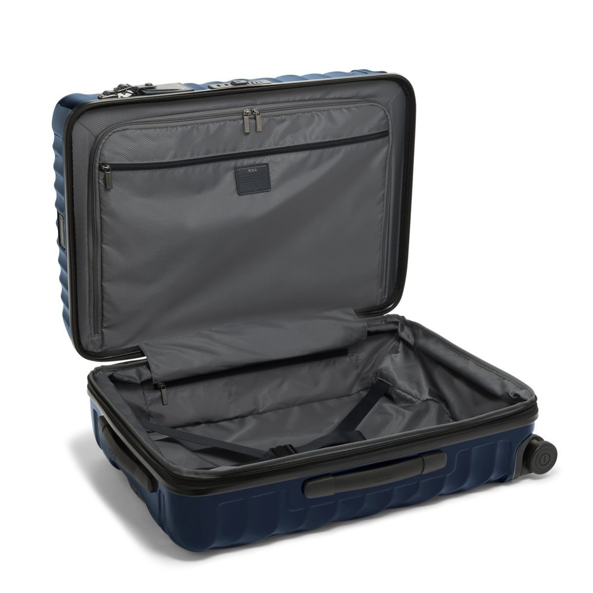 TUMI 【TUMI公式店】 19 DEGREE POLYCARBONATE ショート・トリップ・エクスパンダブル・4ウィール・パ トゥミ バッグ スーツケース・キャリーバッグ ネイビー【送料無料】