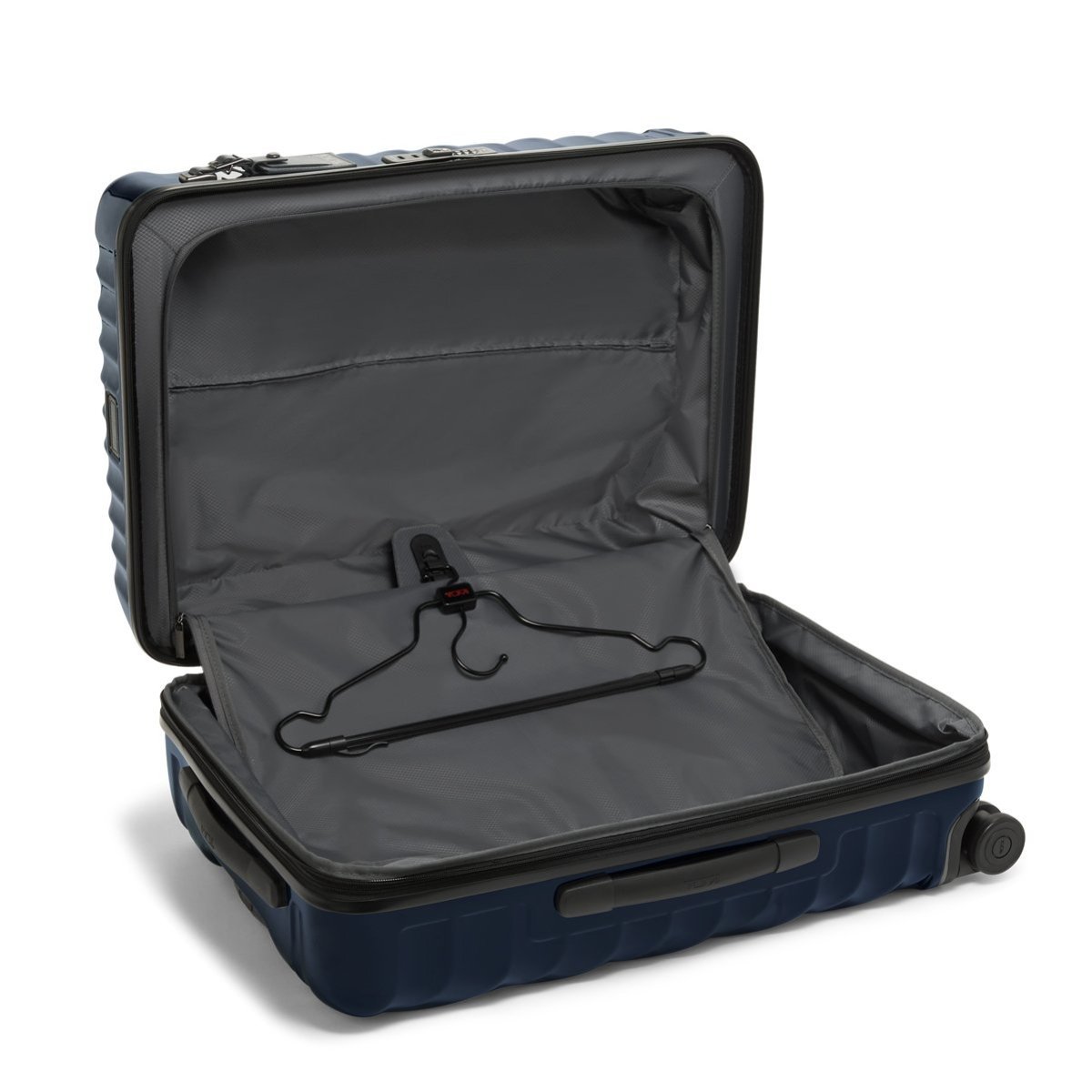 TUMI 【TUMI公式店】 19 DEGREE POLYCARBONATE ショート・トリップ・エクスパンダブル・4ウィール・パ トゥミ バッグ スーツケース・キャリーバッグ ネイビー【送料無料】