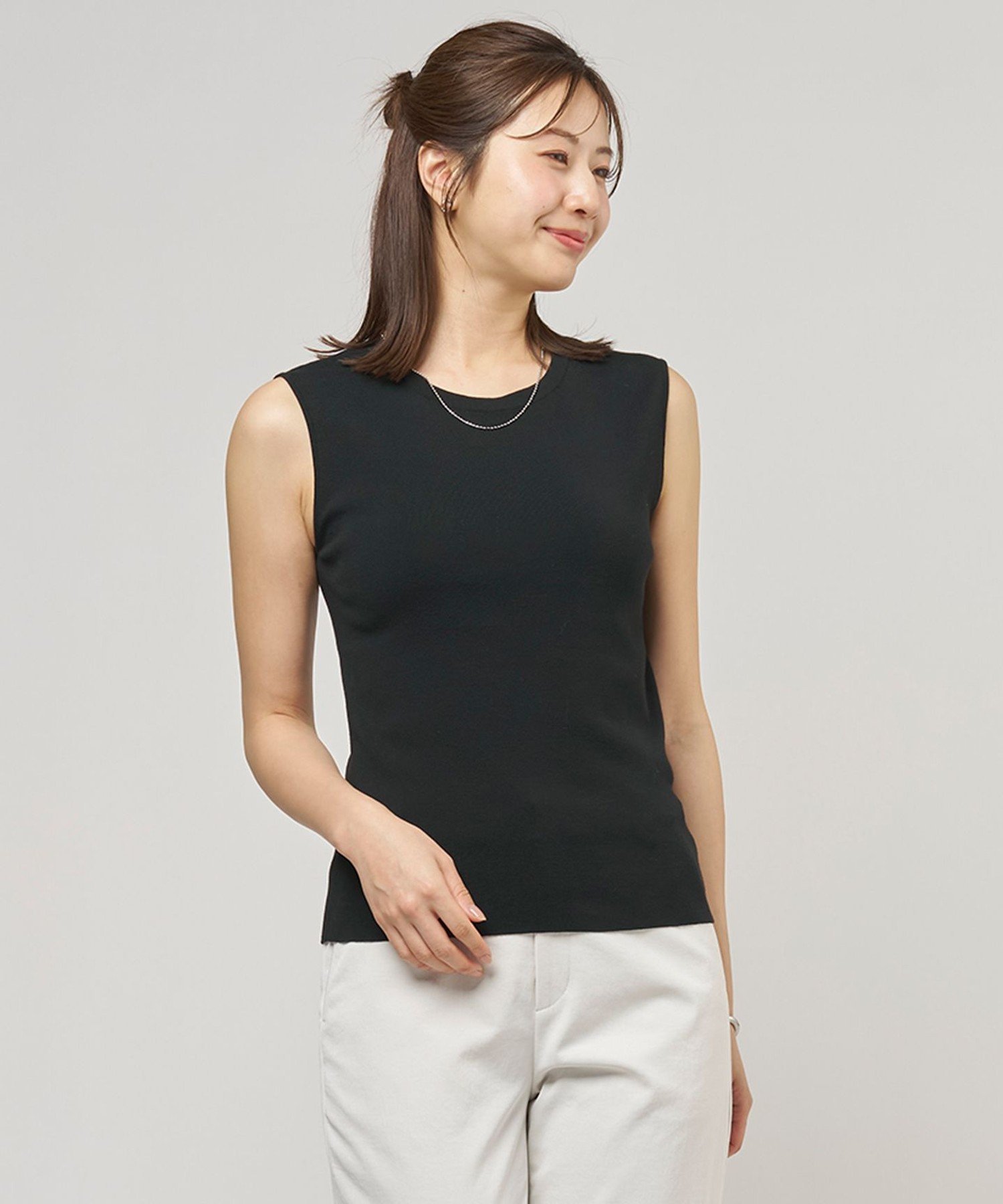 J.PRESS LADIES L 【レイヤードスタイルに】FINE COTTON SLEEVELESS タンクトップ ジェイプレス トップス ノースリーブ・タンクトップ ホワイト ブラック シルバー グレー